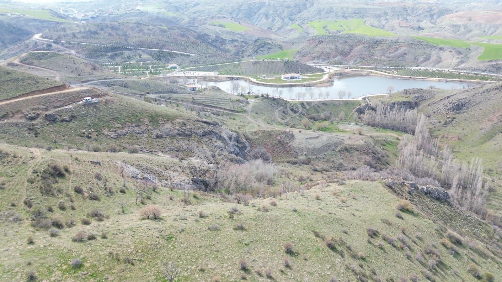 Han'dan Kösrelik Göl Manzralı Yol Cepheli 1/2 Hisseli Arsa - Görsel 16