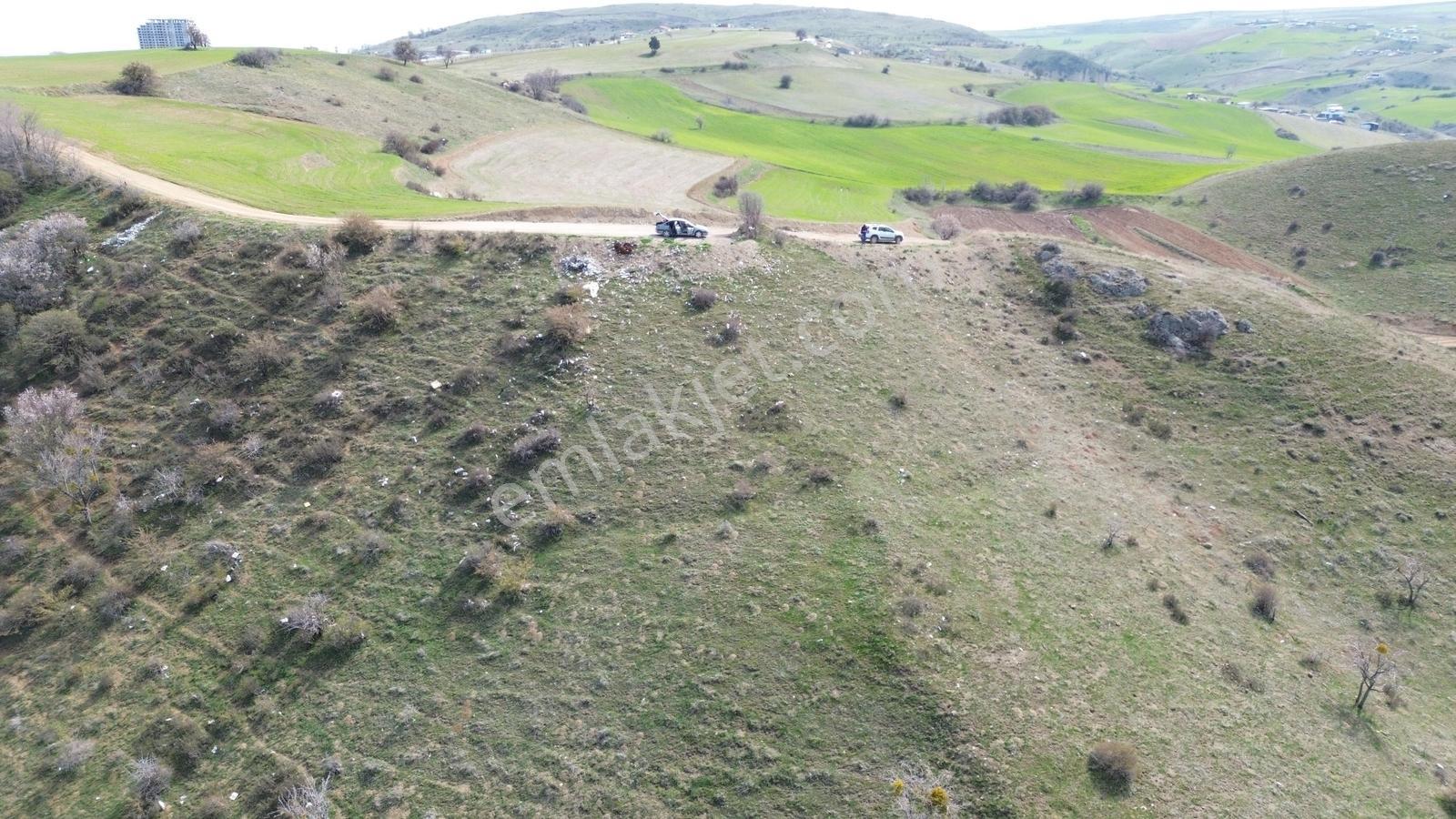Han'dan Kösrelik Göl Manzralı Yol Cepheli 1/2 Hisseli Arsa - Görsel 9