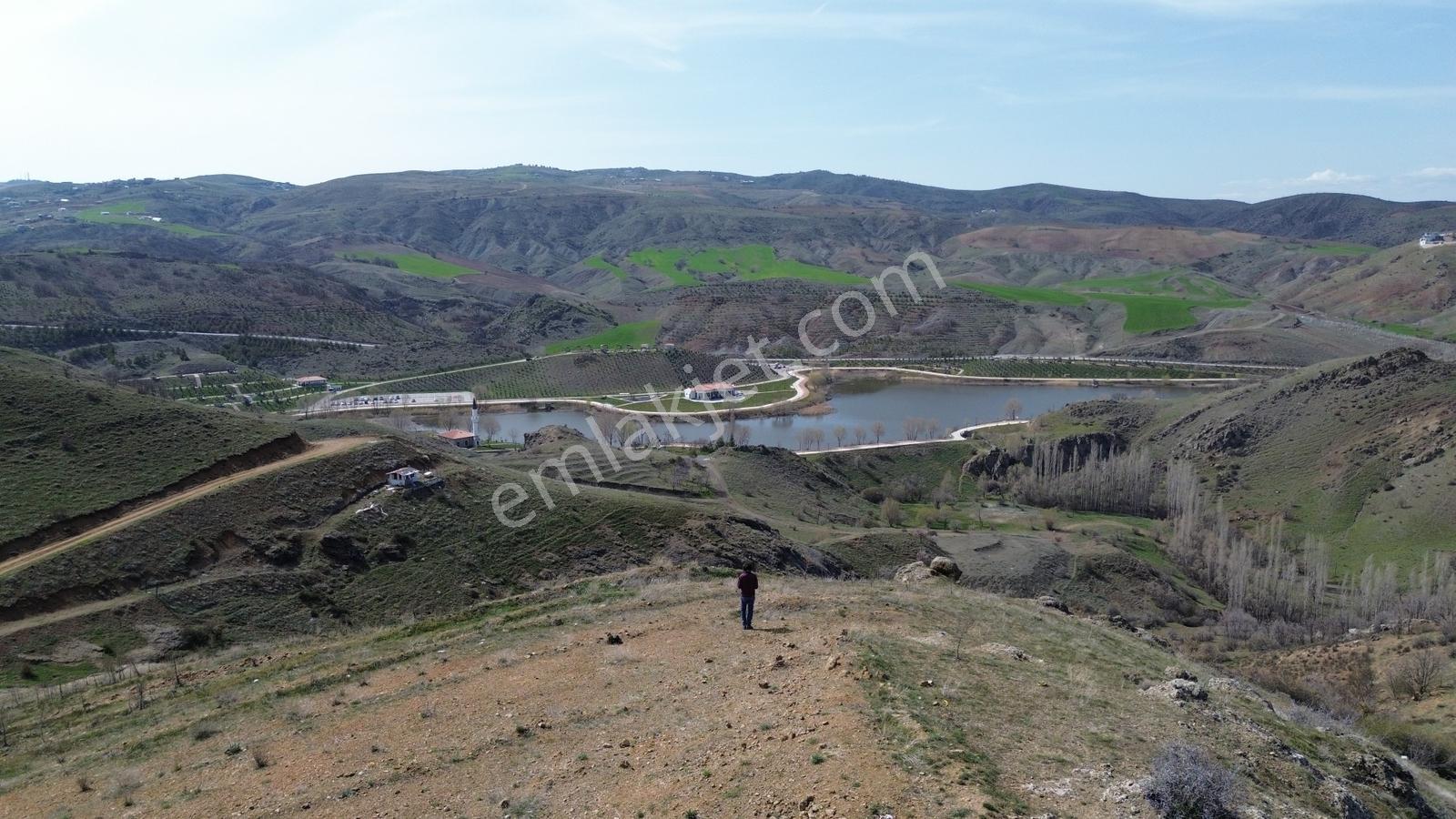 Han'dan Kösrelik Göl Manzralı Yol Cepheli 1/2 Hisseli Arsa - Görsel 19