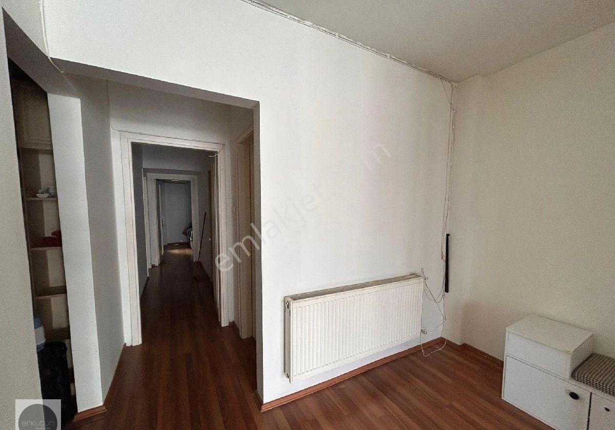 Erkutun'dan, Hüsrevgerede Ceddesi Üstü 3+1 Kiralık Daire - Görsel 33