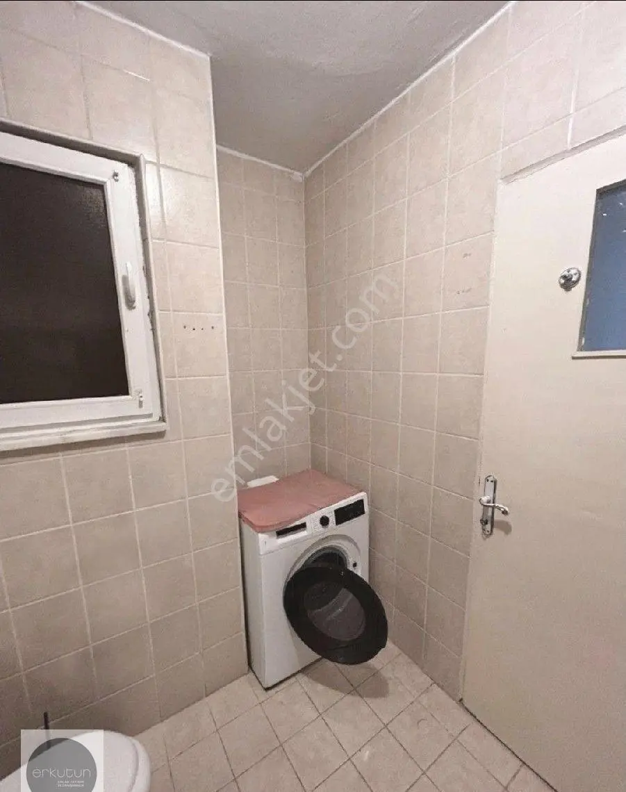 Erkutun'dan, Hüsrevgerede Ceddesi Üstü 3+1 Kiralık Daire - Görsel 2