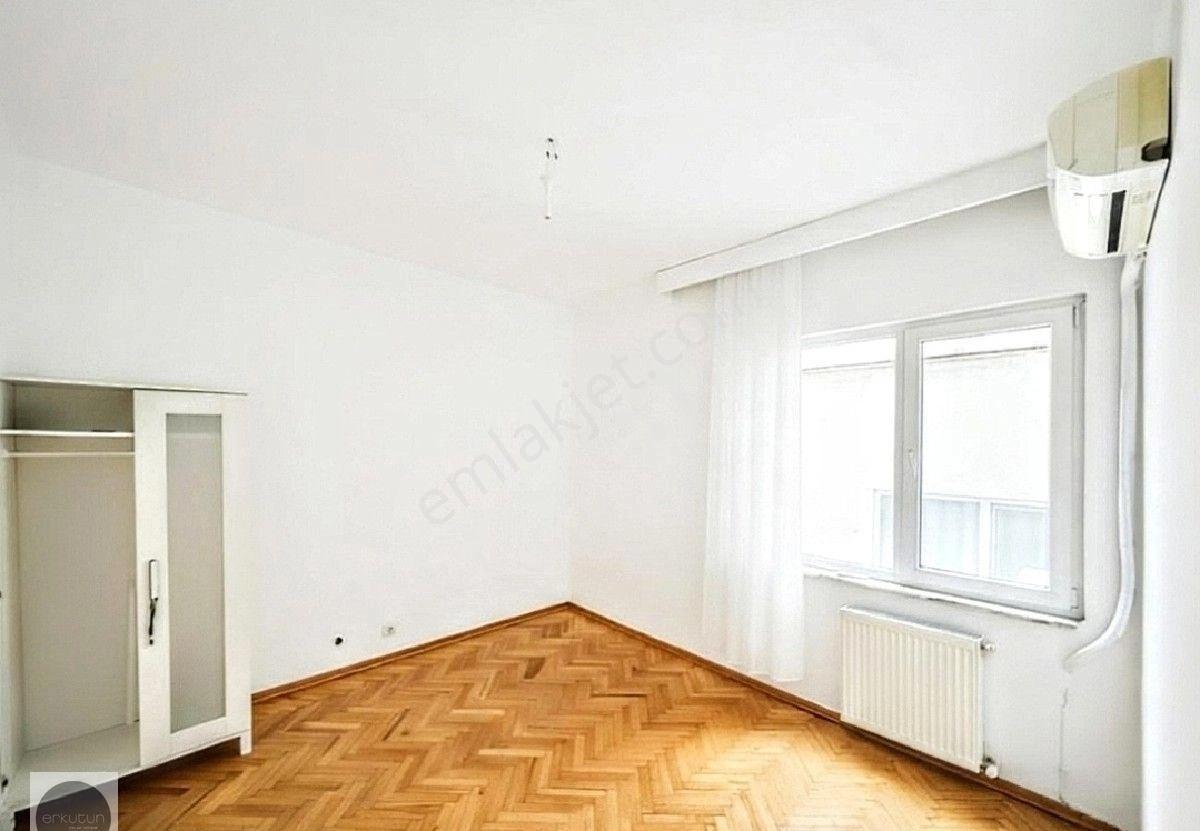 Erkutun'dan, Hüsrevgerede Ceddesi Üstü 3+1 Kiralık Daire - Görsel 28