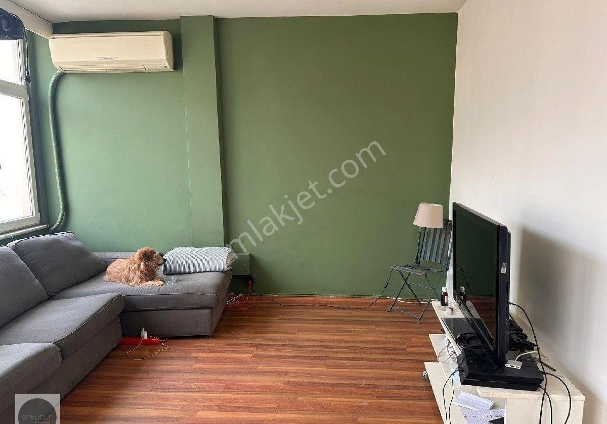 Erkutun'dan, Hüsrevgerede Ceddesi Üstü 3+1 Kiralık Daire - Görsel 21