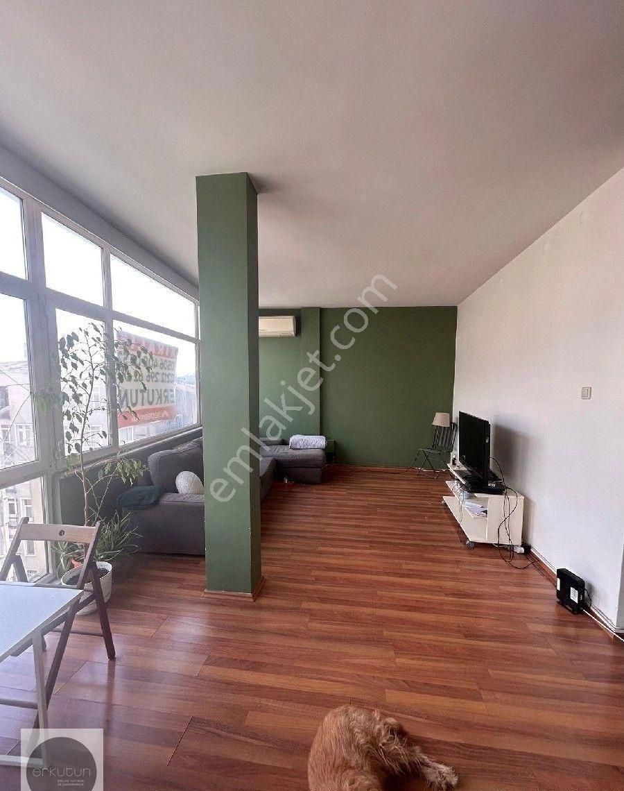 Erkutun'dan, Hüsrevgerede Ceddesi Üstü 3+1 Kiralık Daire - Görsel 23