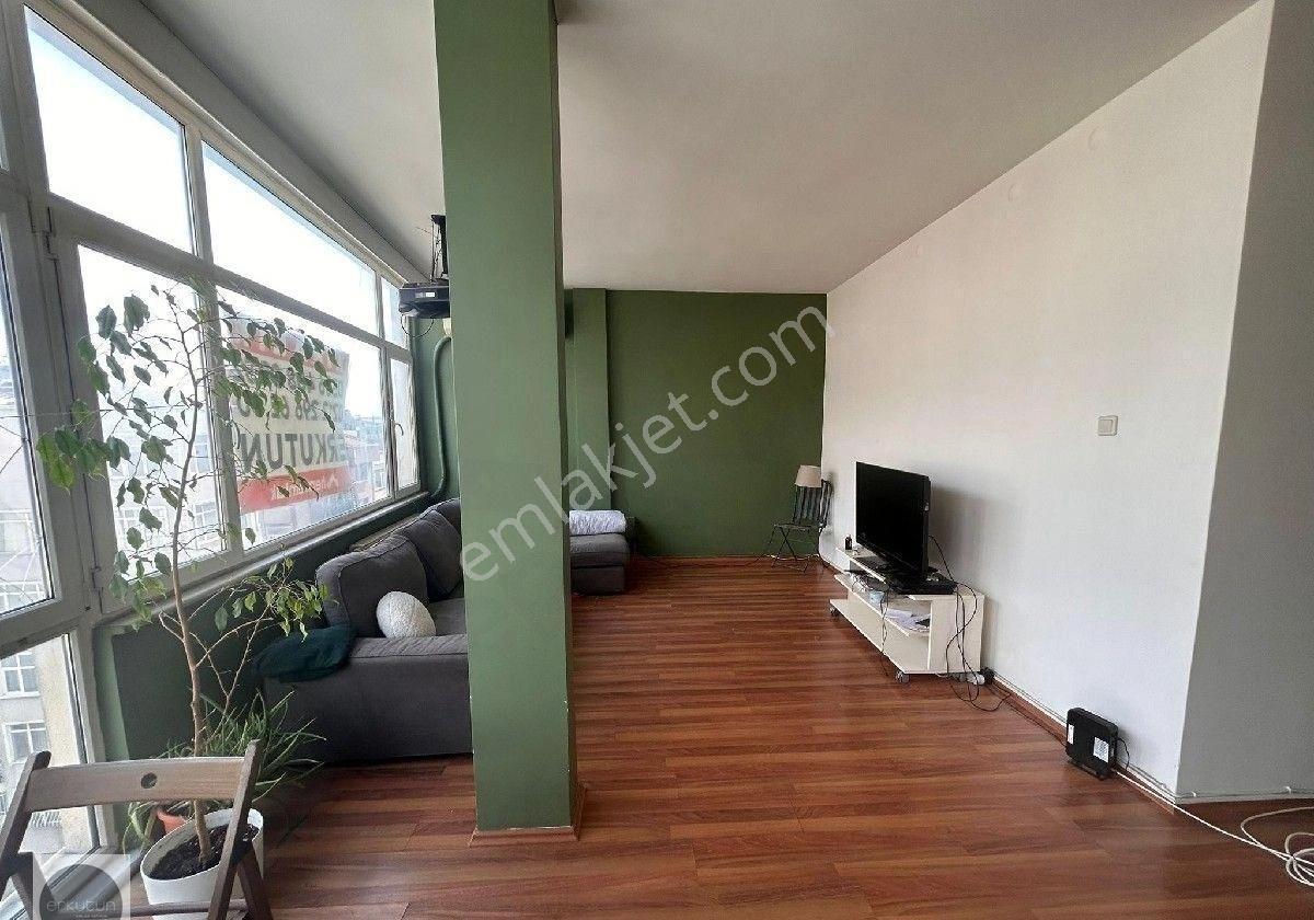 Erkutun'dan, Hüsrevgerede Ceddesi Üstü 3+1 Kiralık Daire - Görsel 11