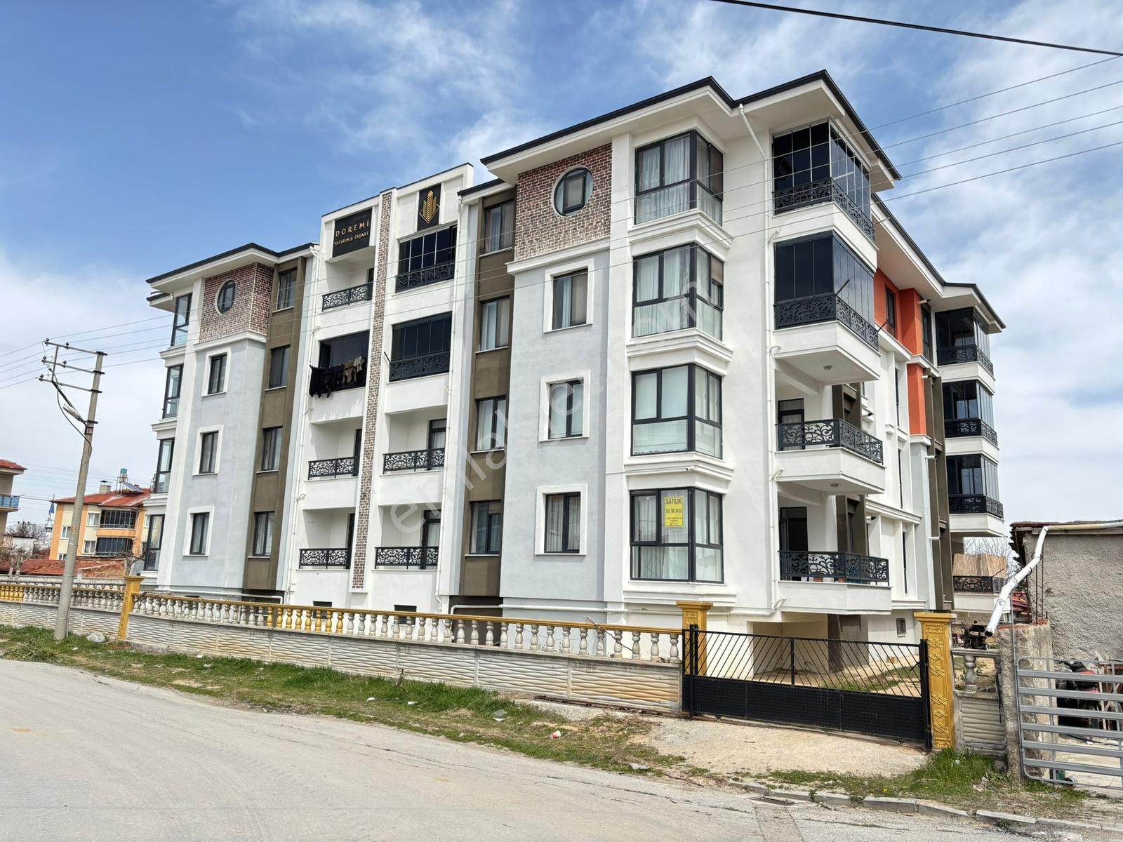 Yaman'dan Bolvadin Konak Mah. Satılık 3+1 Daire - Görsel 26