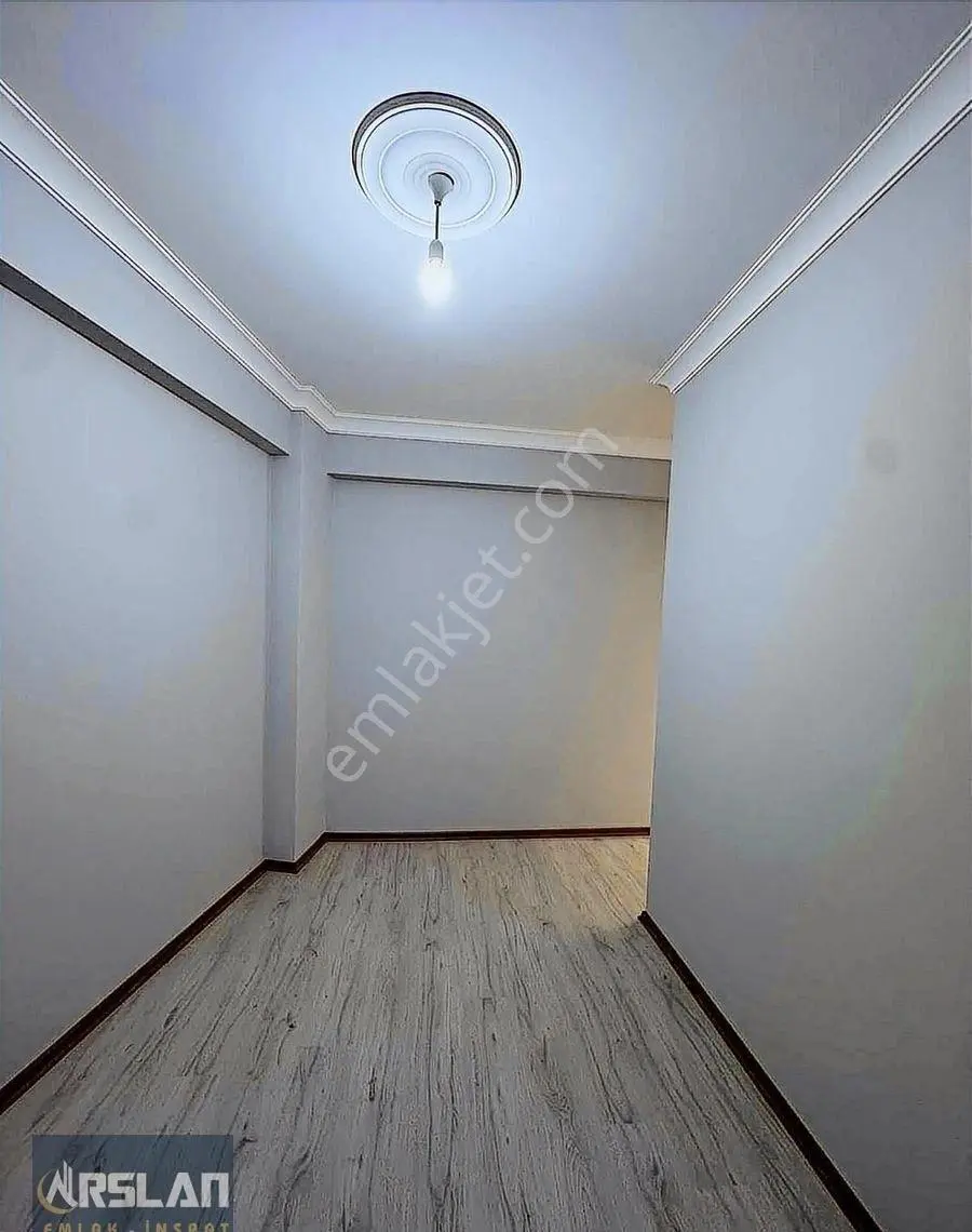 İnegöl Alanyurt Fatih Mah.2+1,90m2,k.oto Parklı,satılık Daire - Görsel 3
