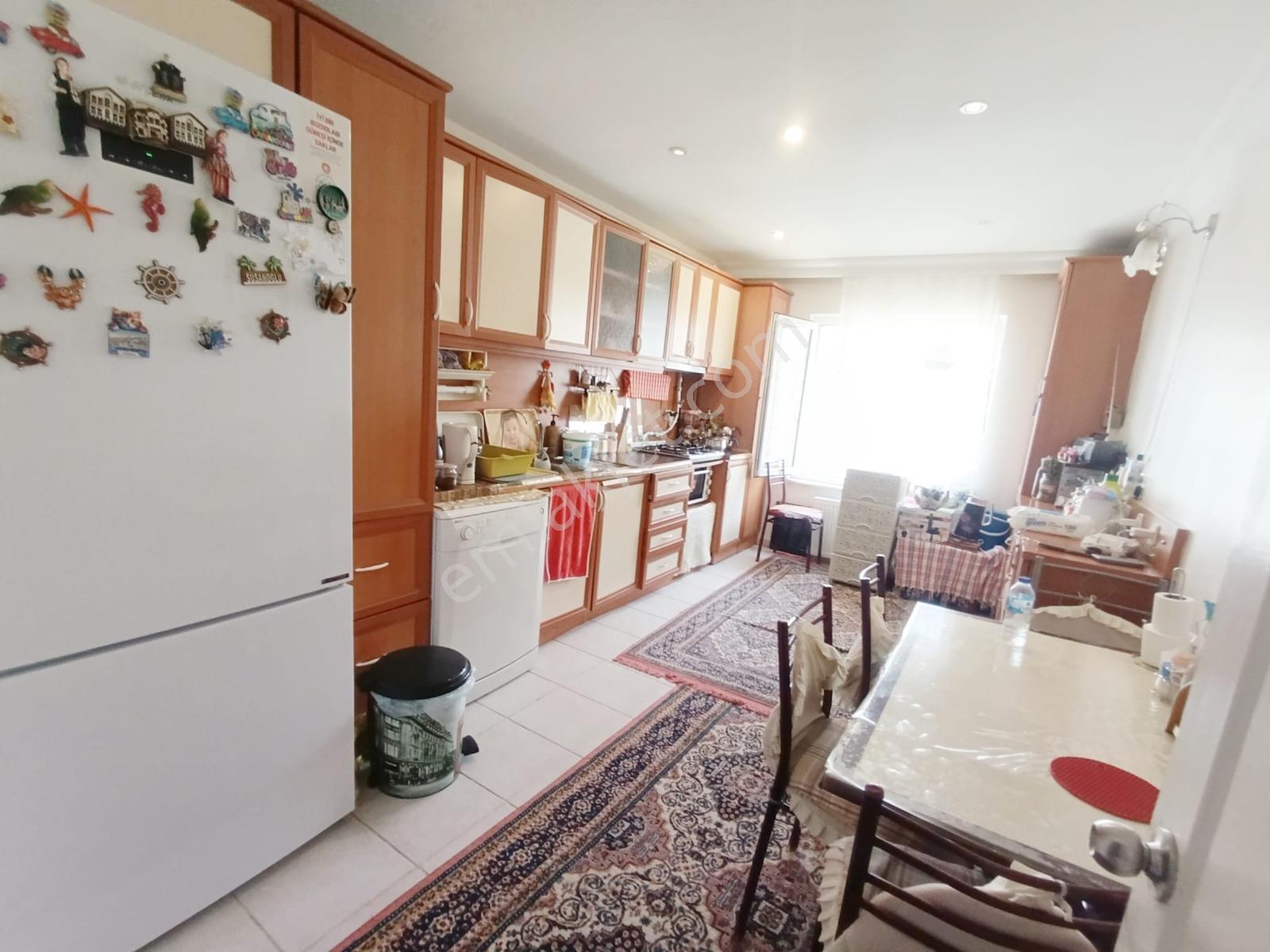 Satılık Beylikdüzü Ceylan Sit.180 M2.3+1 7.kat Açık Otoparklı - Görsel 22