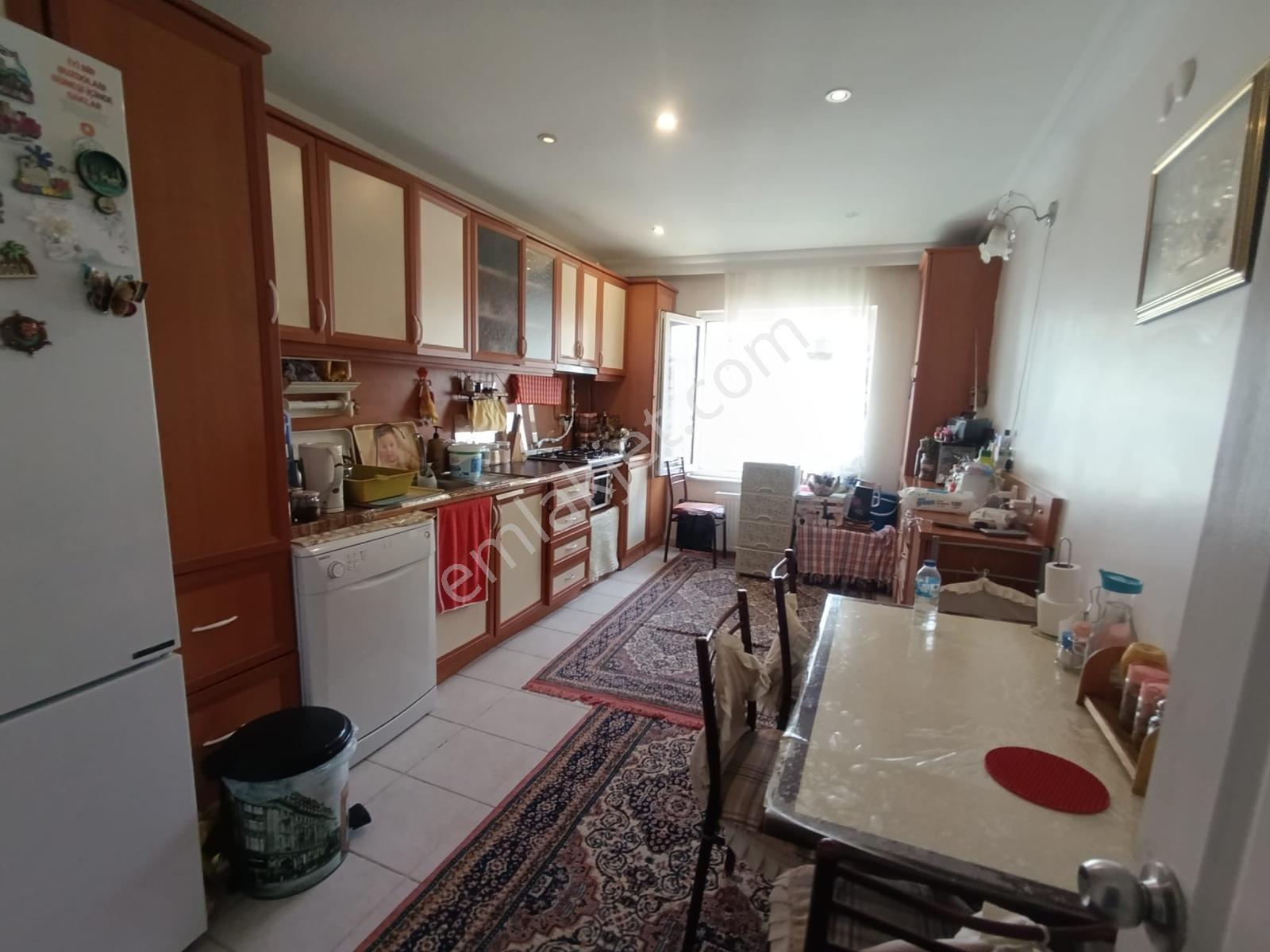 Satılık Beylikdüzü Ceylan Sit.180 M2.3+1 7.kat Açık Otoparklı - Görsel 13