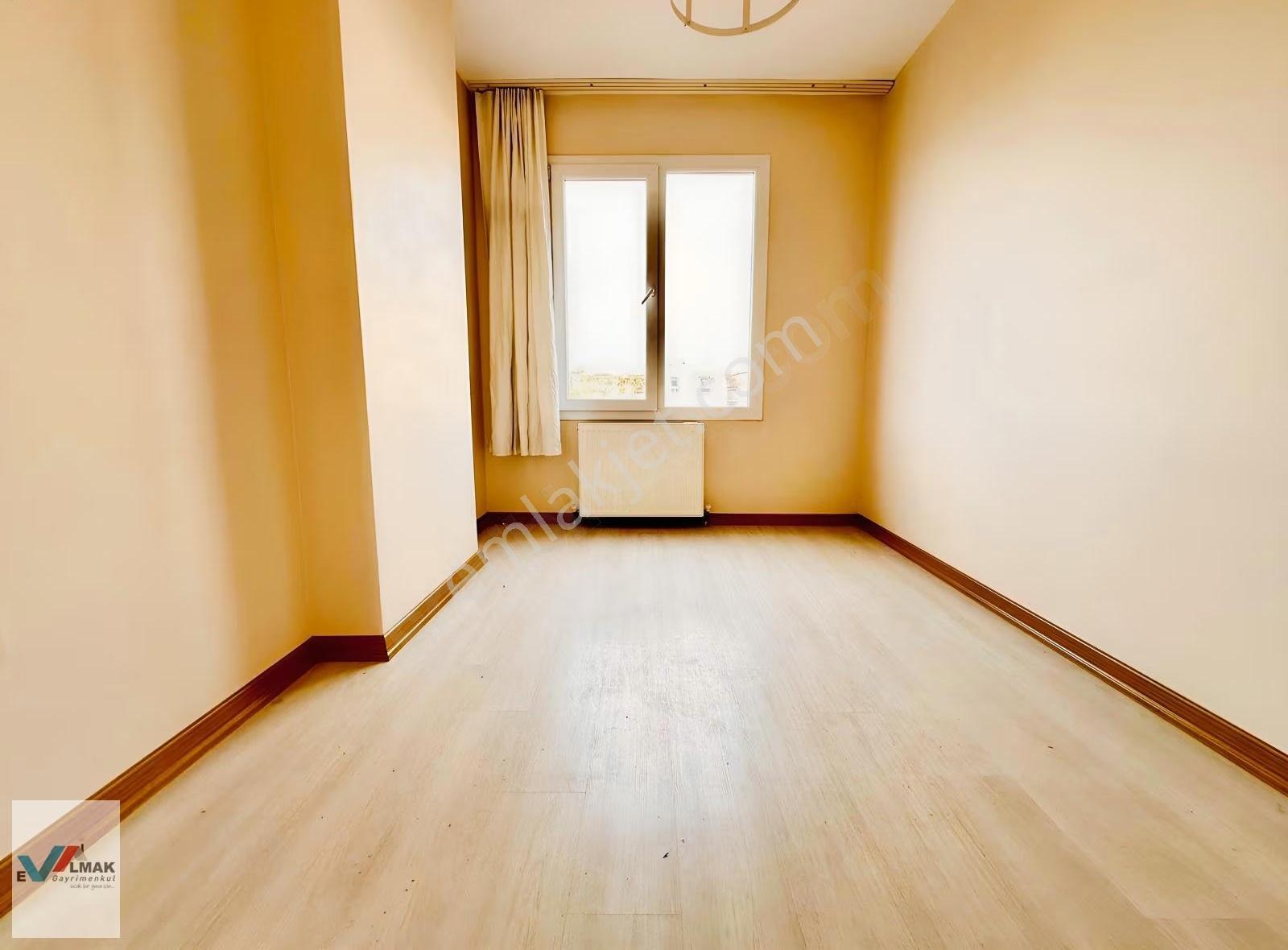 Evalmak'ta Ful Deniz Manzaralı 3+1(110m2) Asansörlü Arakat Daire - Görsel 5