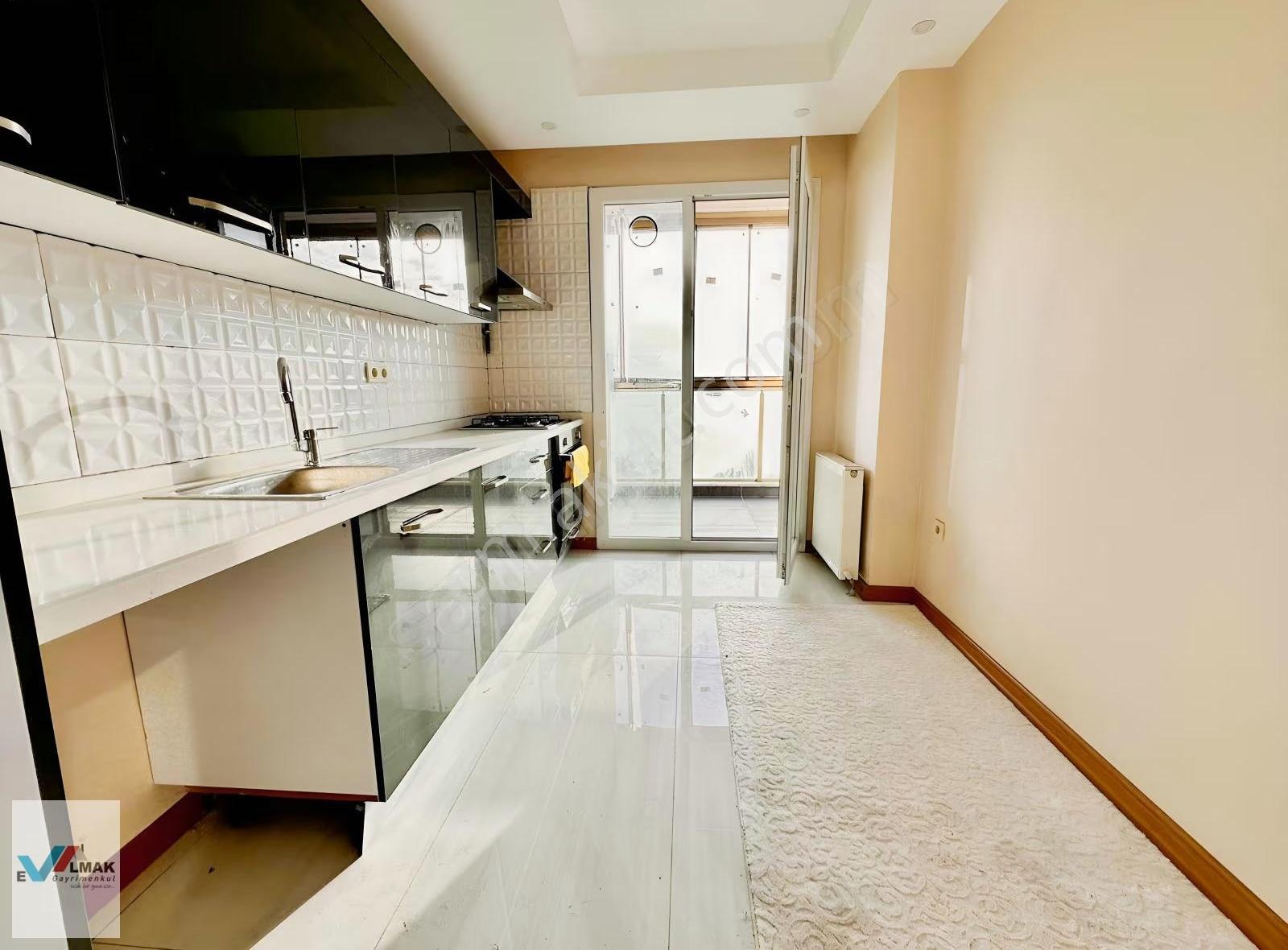 Evalmak'ta Ful Deniz Manzaralı 3+1(110m2) Asansörlü Arakat Daire - Görsel 11