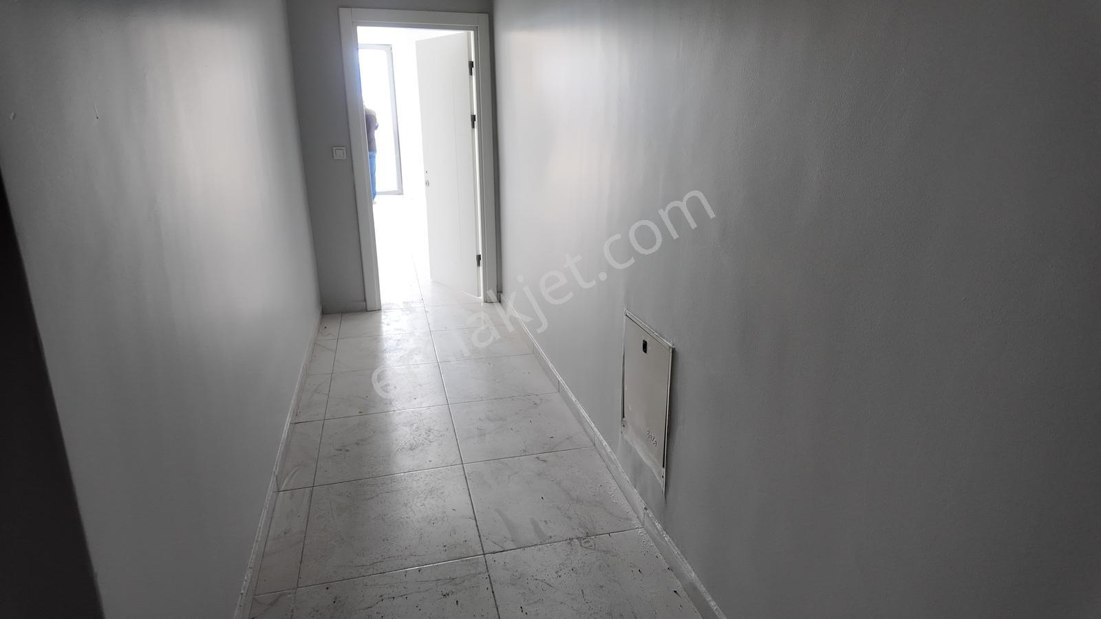 Tarcanlardan İzmit Bekirdere Merkezinde Kiralık 1+1 Çatı Dubleks - Görsel 6