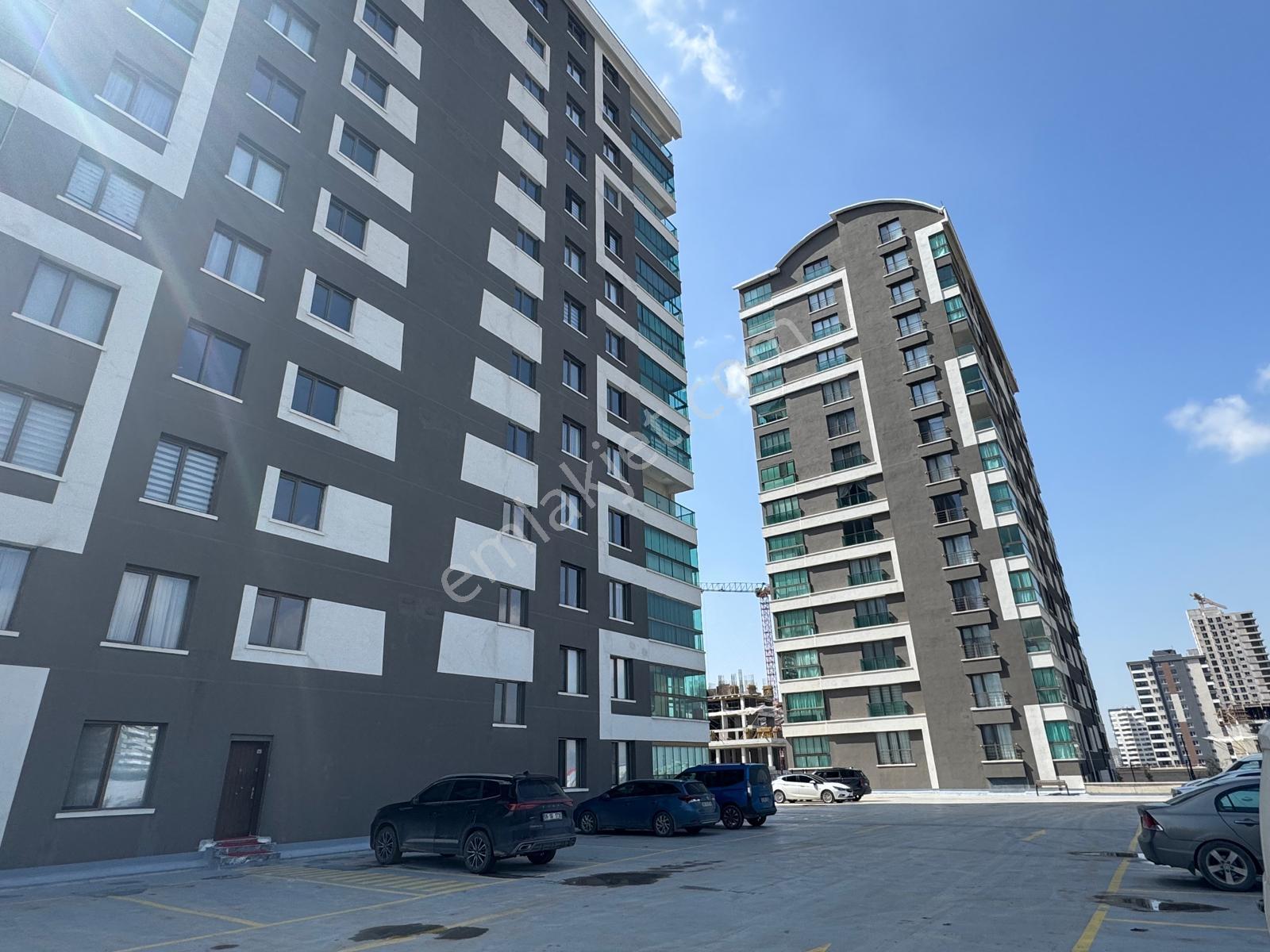 Ovacık Millet Bahçesi Yanı Çift Bloklu Sitede Yapılı Lüks Daire - Görsel 26
