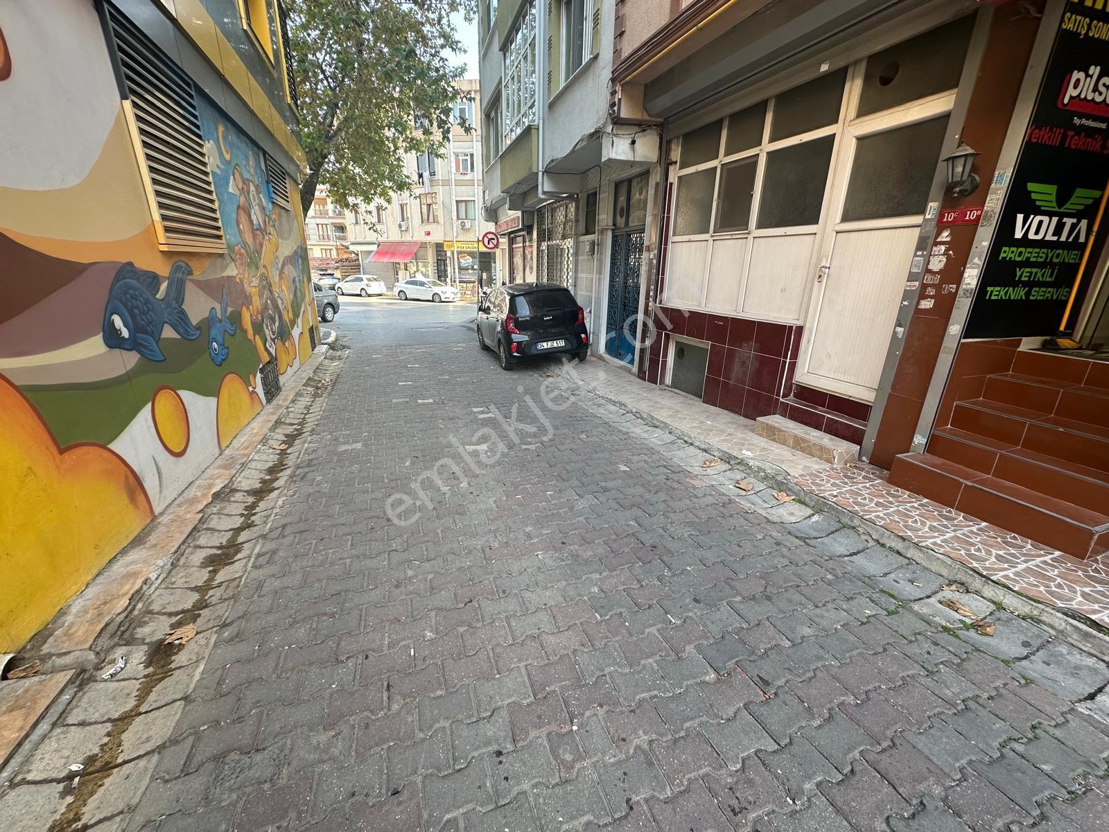 Sefaköy Ün Merkezinde İşlek Sokak Ta Her İşe Uygun Düz Ayak - Görsel 8