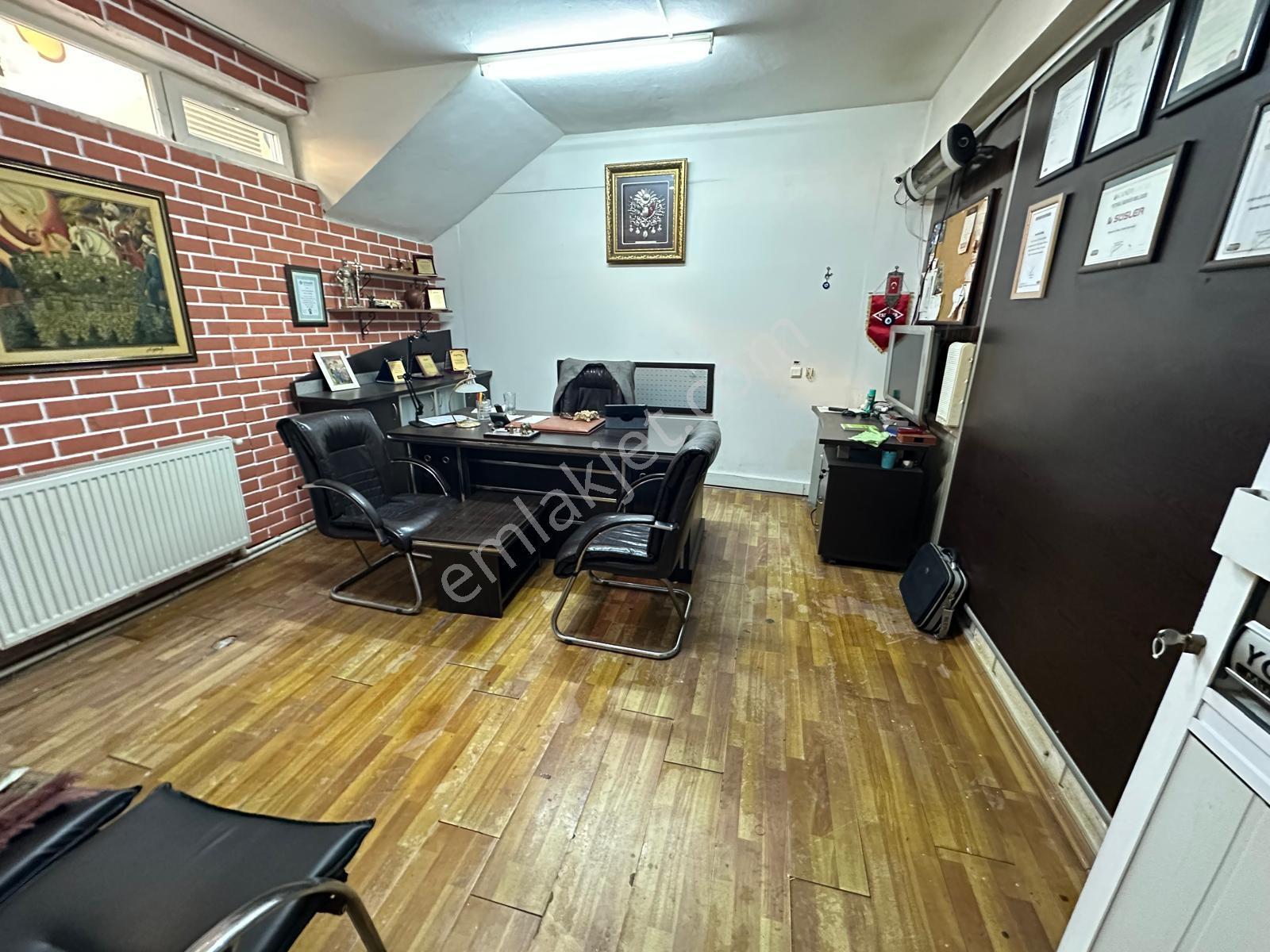 Sefaköy Ün Merkezinde İşlek Sokak Ta Her İşe Uygun Düz Ayak - Görsel 14