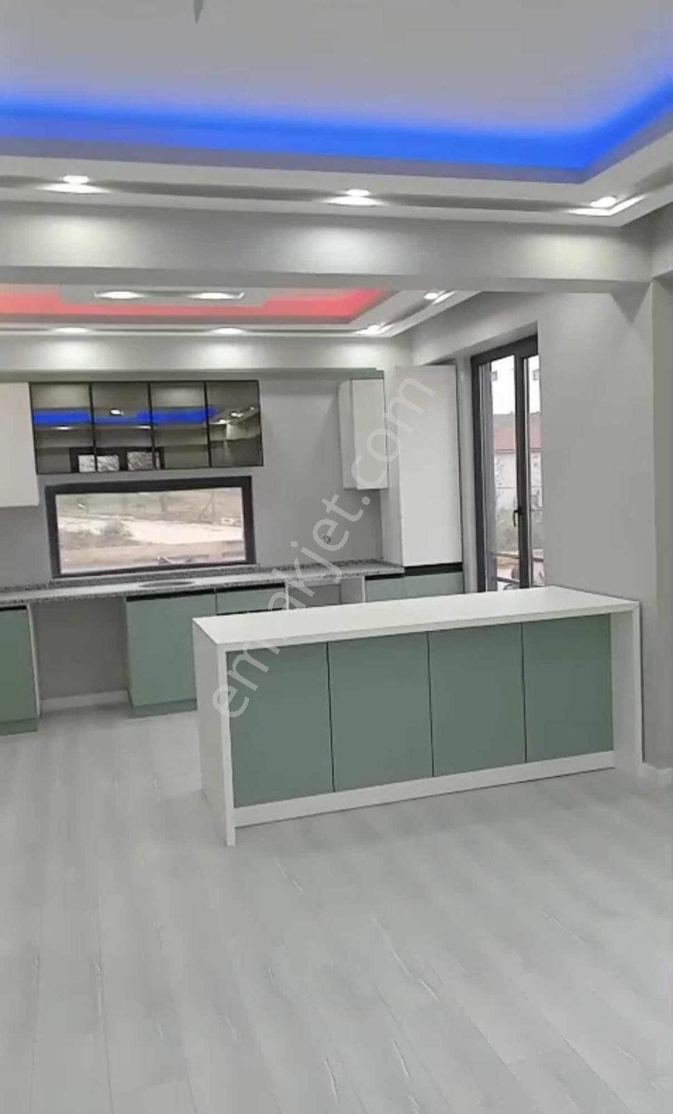 Kandıra Üğümce De 4+1 Dubleks Betonarme Villa Ve Arsası 780 M2 - Görsel 2
