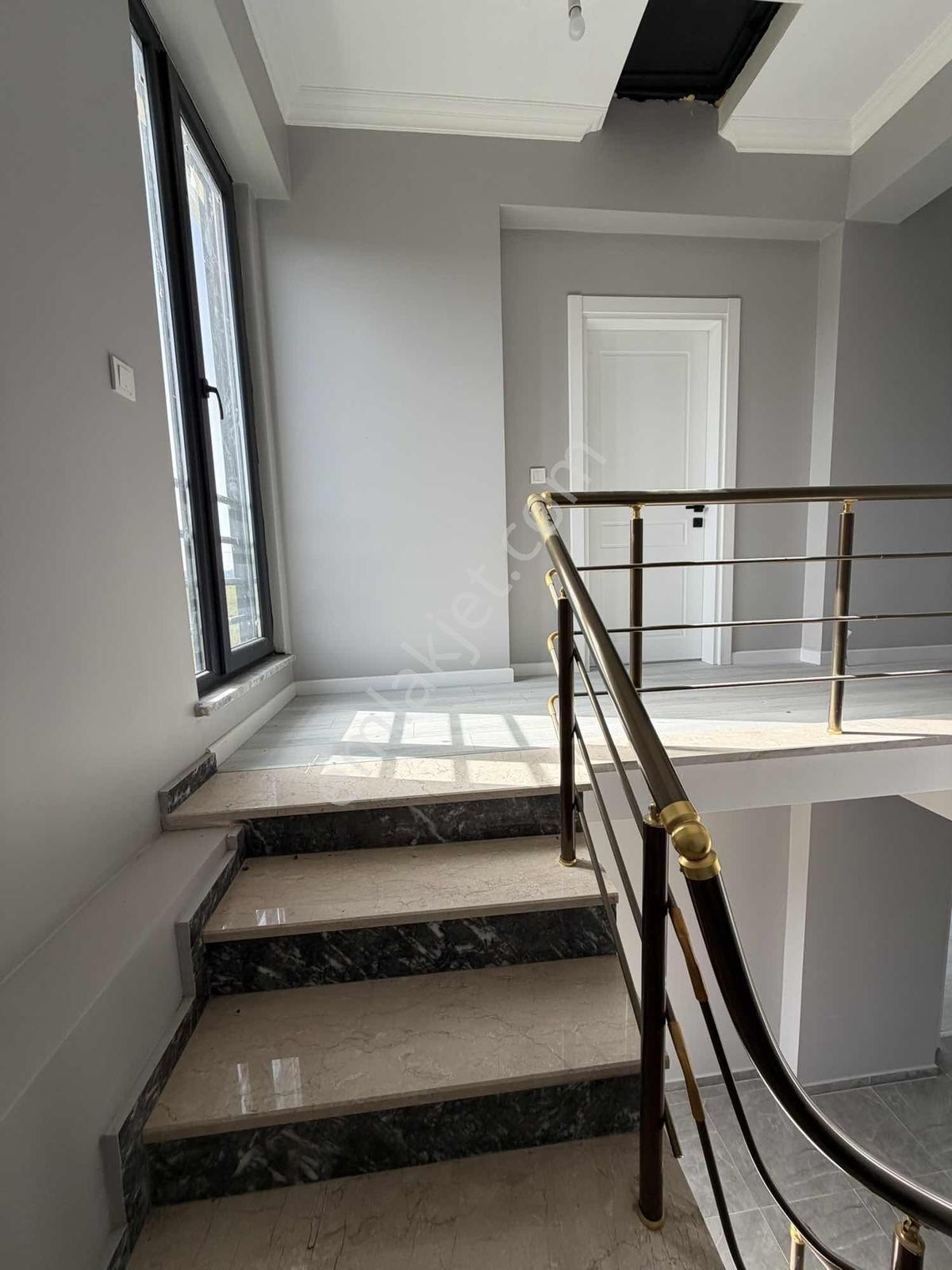 Kandıra Üğümce De 4+1 Dubleks Betonarme Villa Ve Arsası 780 M2 - Görsel 29