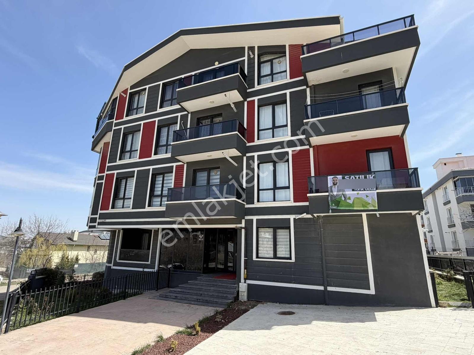Alaçatı'dan/arakatta/iskanlı/balkonlu/eşyalı Satılık 2+1 Daire - Görsel 19