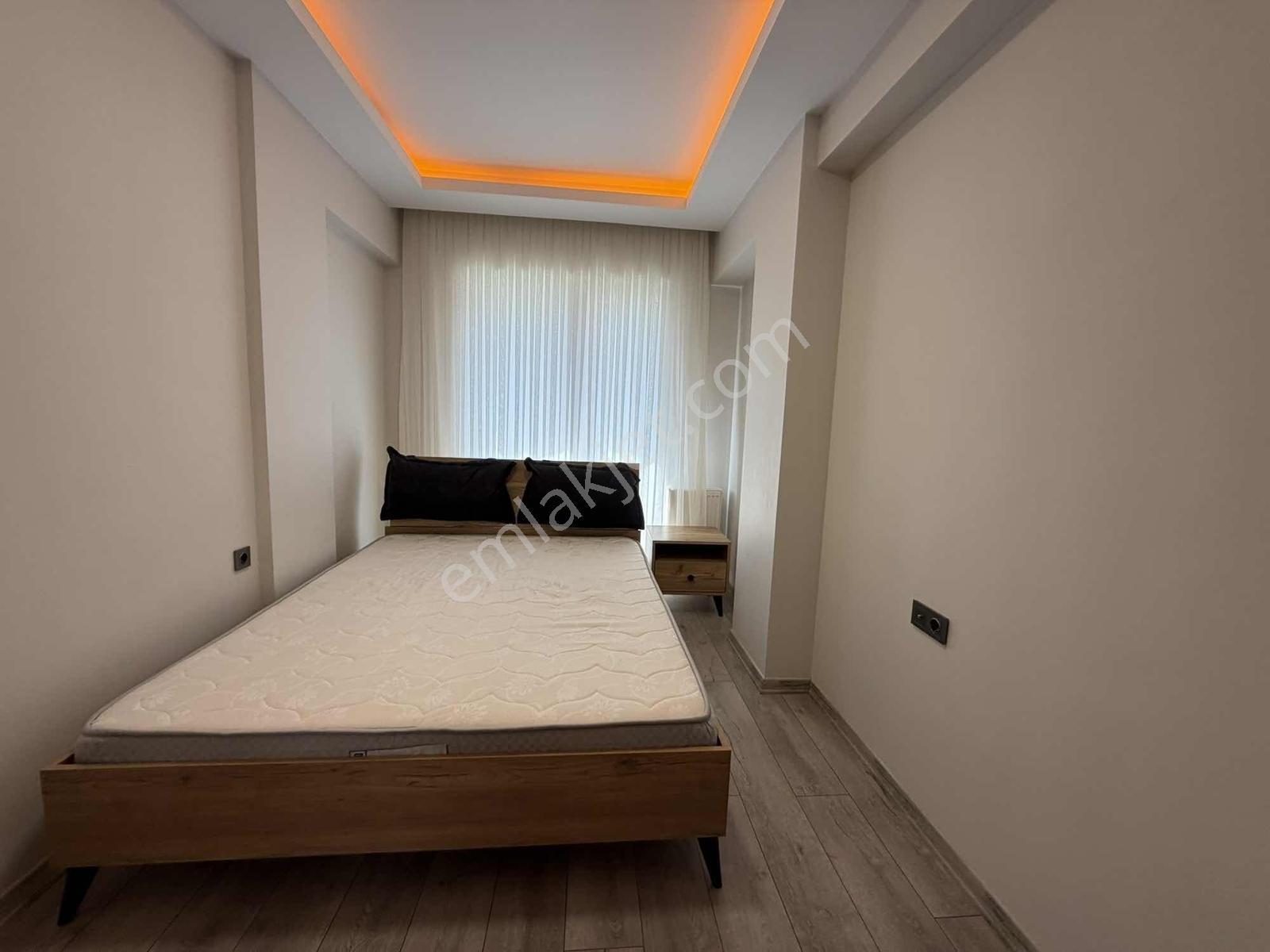 Alaçatı'dan/arakatta/iskanlı/balkonlu/eşyalı Satılık 2+1 Daire - Görsel 13