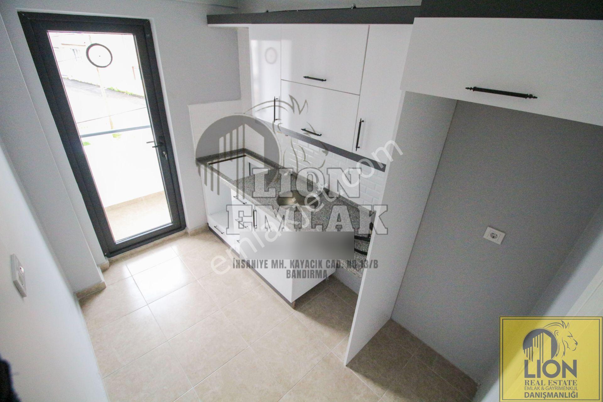 Lıon Emlak'tan Ayyıldız'da Kiralık Arakat Sıfır 2+0 Daire