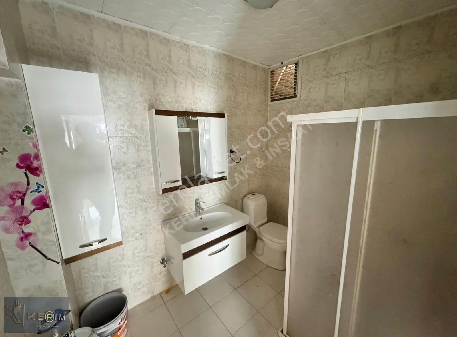 Kerim'den Küçükkuyu Çarşıda 2+1 Geniş Kiralık Daire - Görsel 17