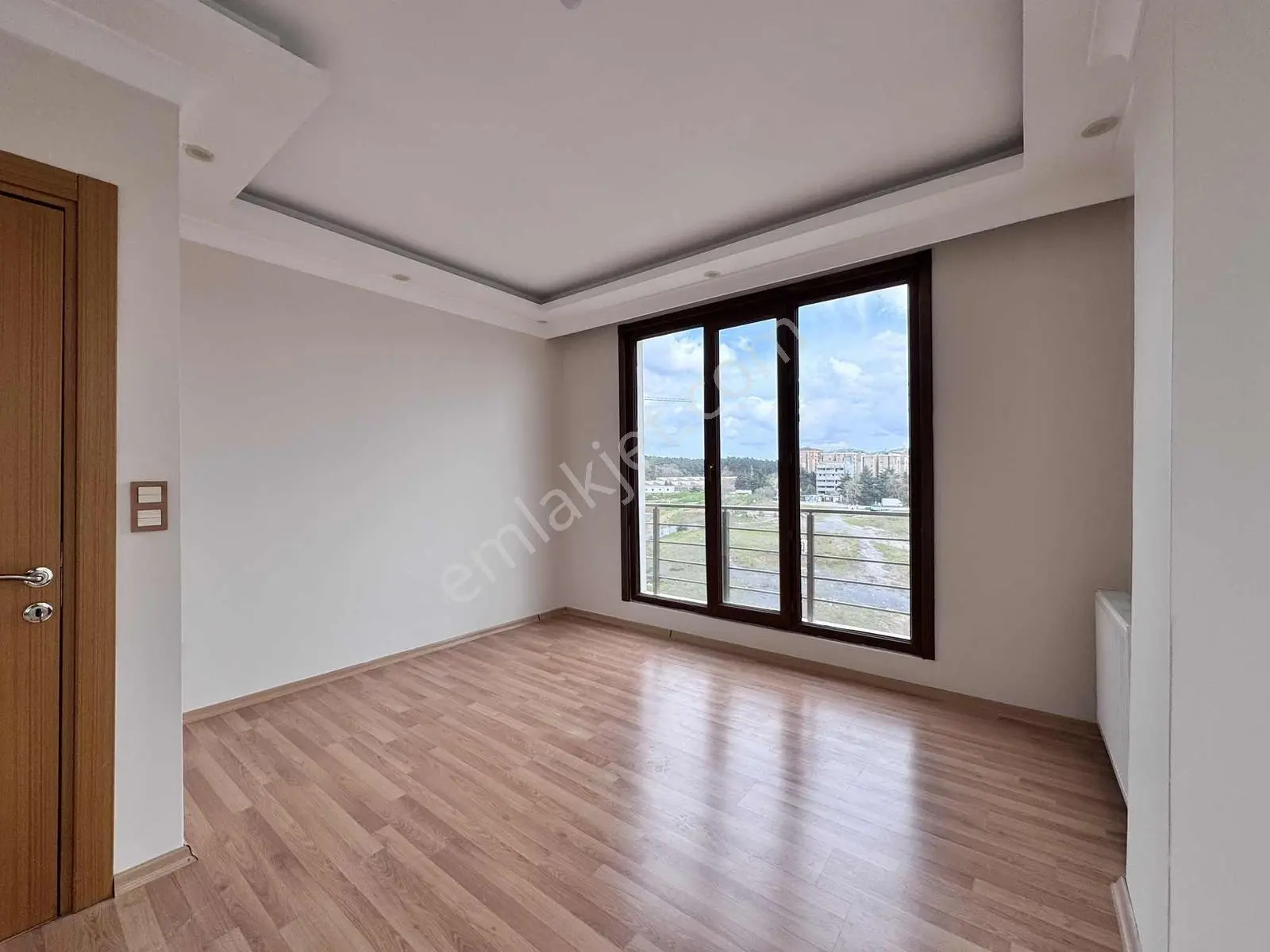 Çekmeköy Taşdelende Manzaralı Ebeveyn Banyolu 3+1 Satılık Daire - Görsel 11