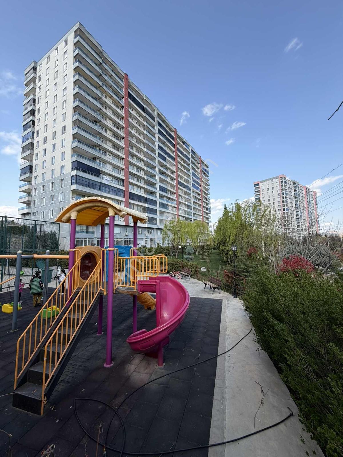 Mavişehir Sitesinde Satılık Lüks Eşyalı Daire - Görsel 12
