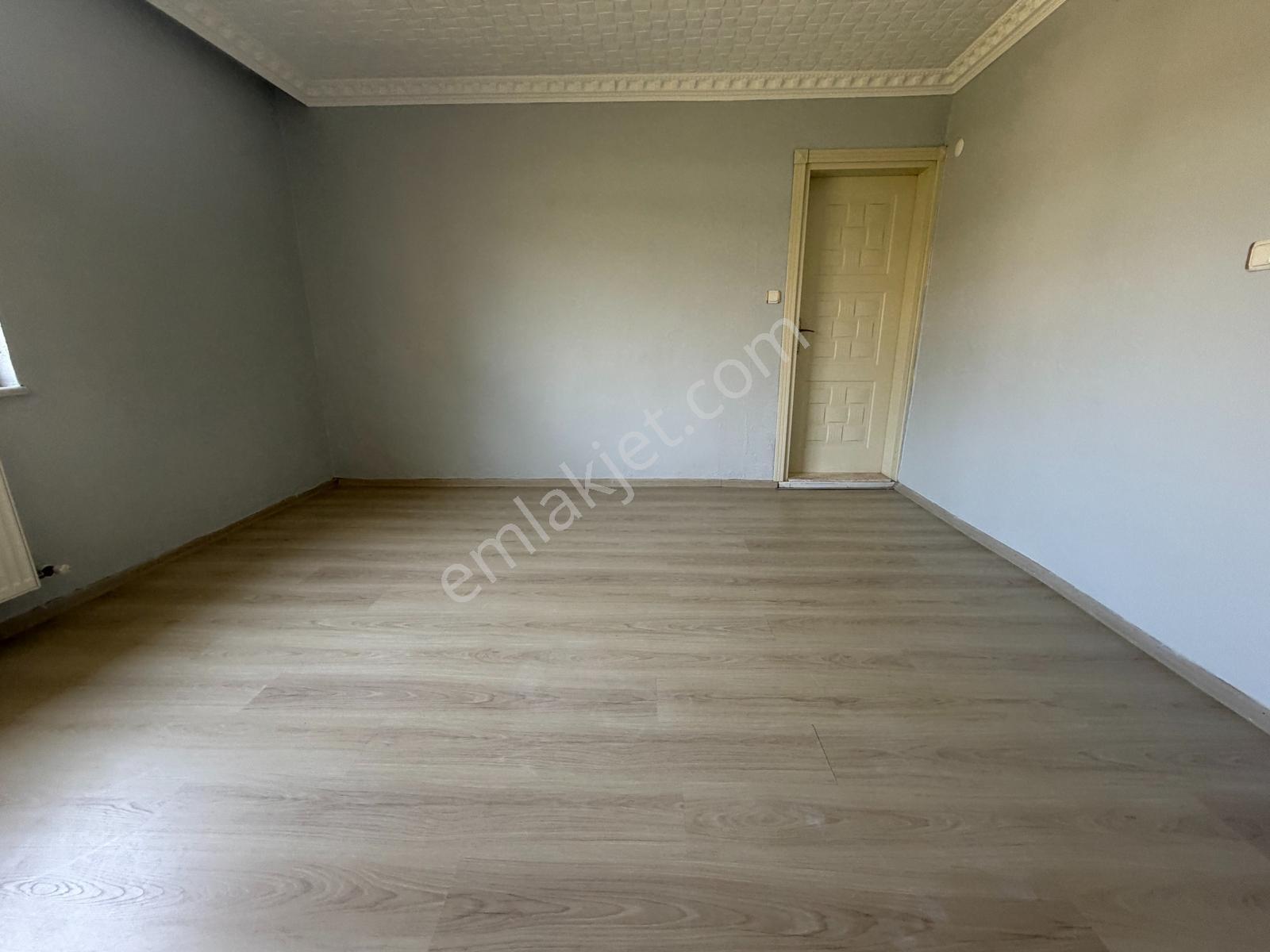 Emlak Evim- Çağlayanda Müstakil 2 Katlı Kiralık 3+1 Daire - Görsel 14