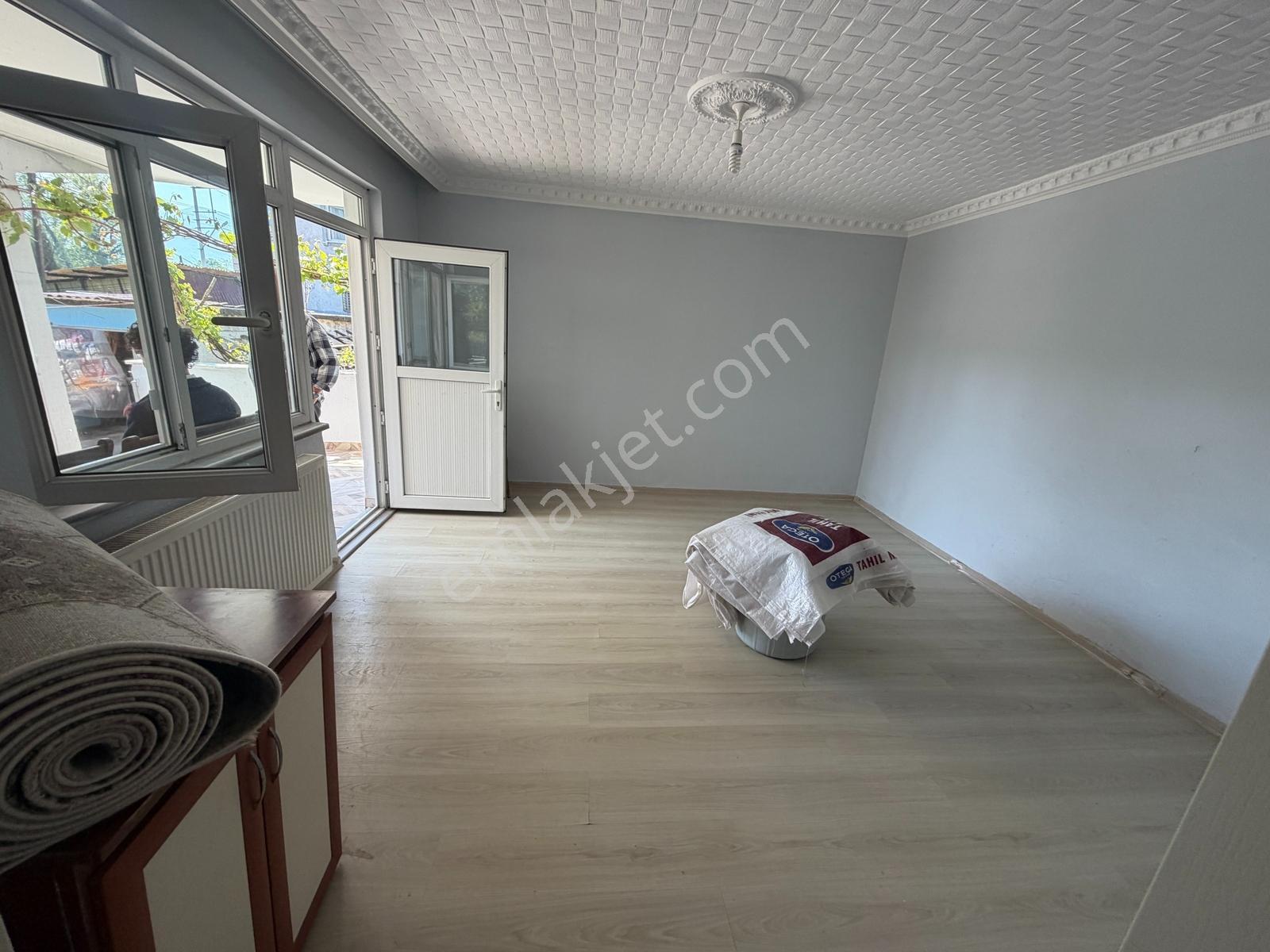 Emlak Evim- Çağlayanda Müstakil 2 Katlı Kiralık 3+1 Daire - Görsel 17