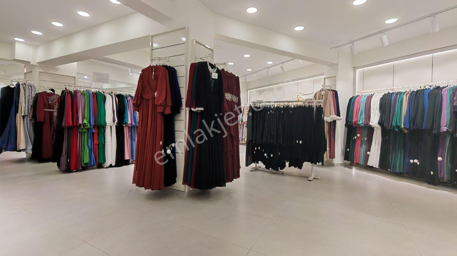 Tarcanlardan İzmit Merkez Yüksek Tabela Değerli Satılık Dükkan - Görsel 16