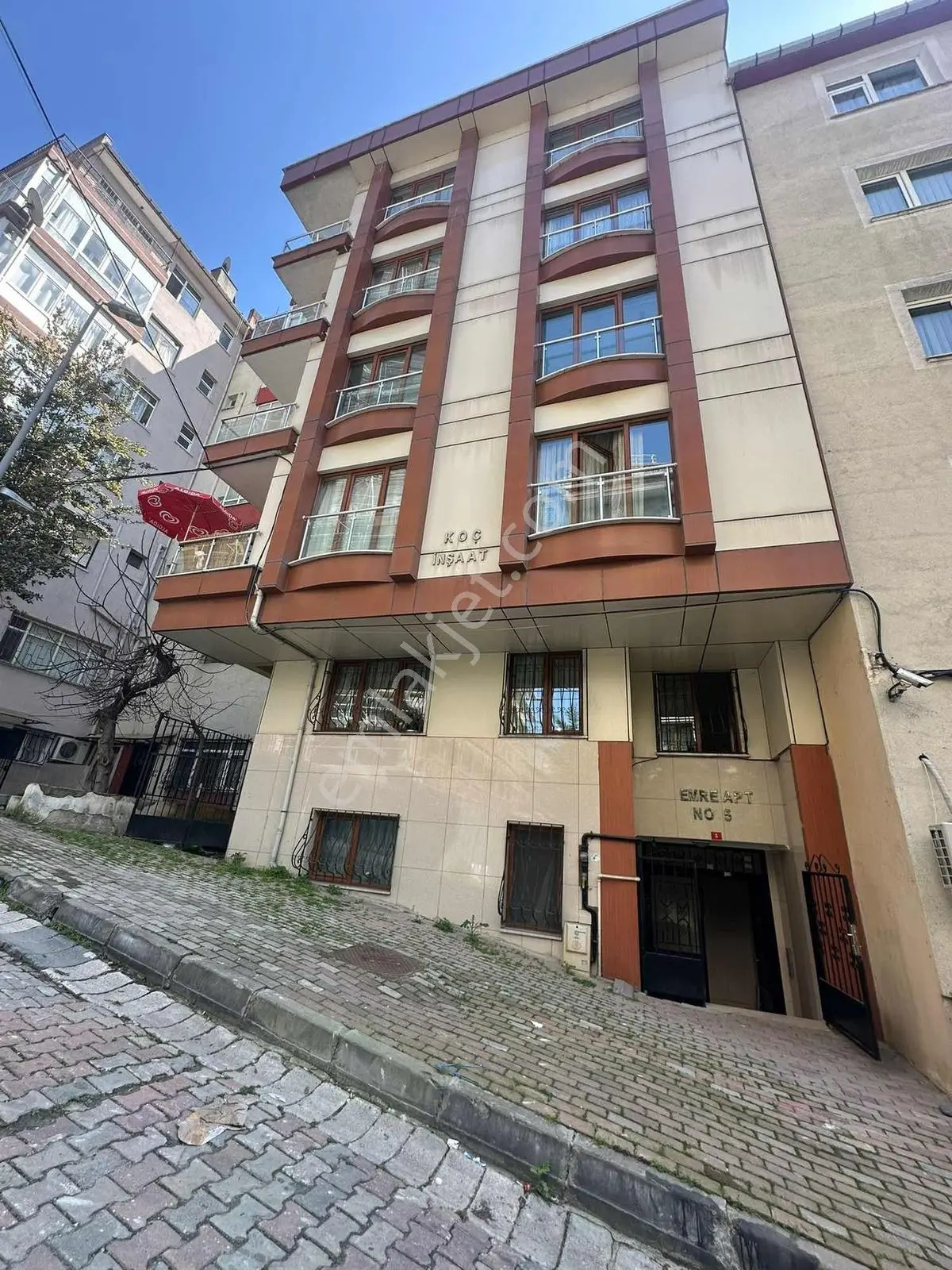 Zeki Emlak'tan Yüksek Giriş Yeni Binada Satılık Daire