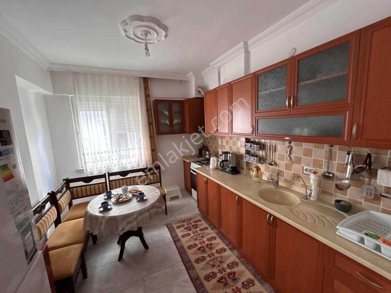 Soğuksuda Satılık 3+1 | Net 140 M² | Asansörlü - Görsel 15