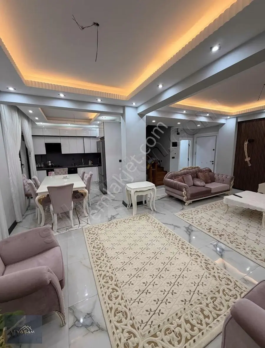Prestijli Lokasyonda Satılık Fırsat Villa!! - Görsel 3