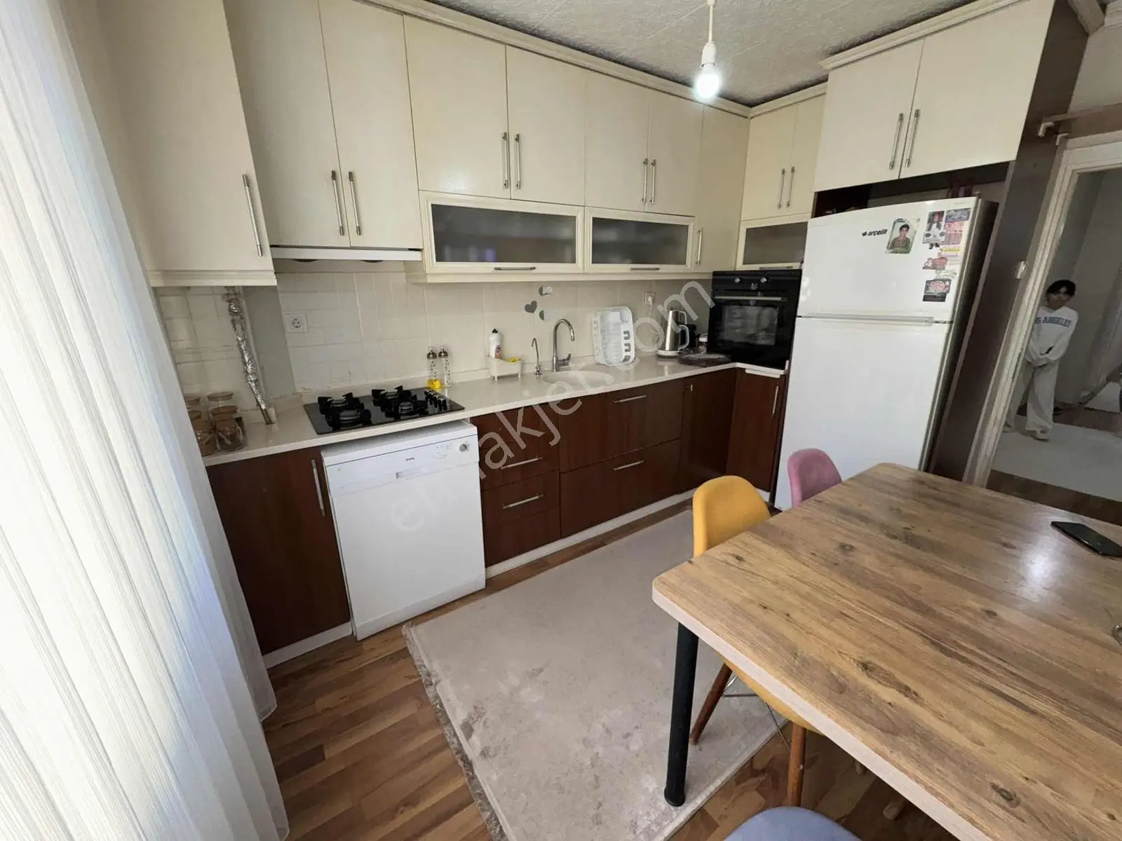 Türker Emlak 3+1 120m2 Ege Yaşam Yakını Çift Cephe Kilerli