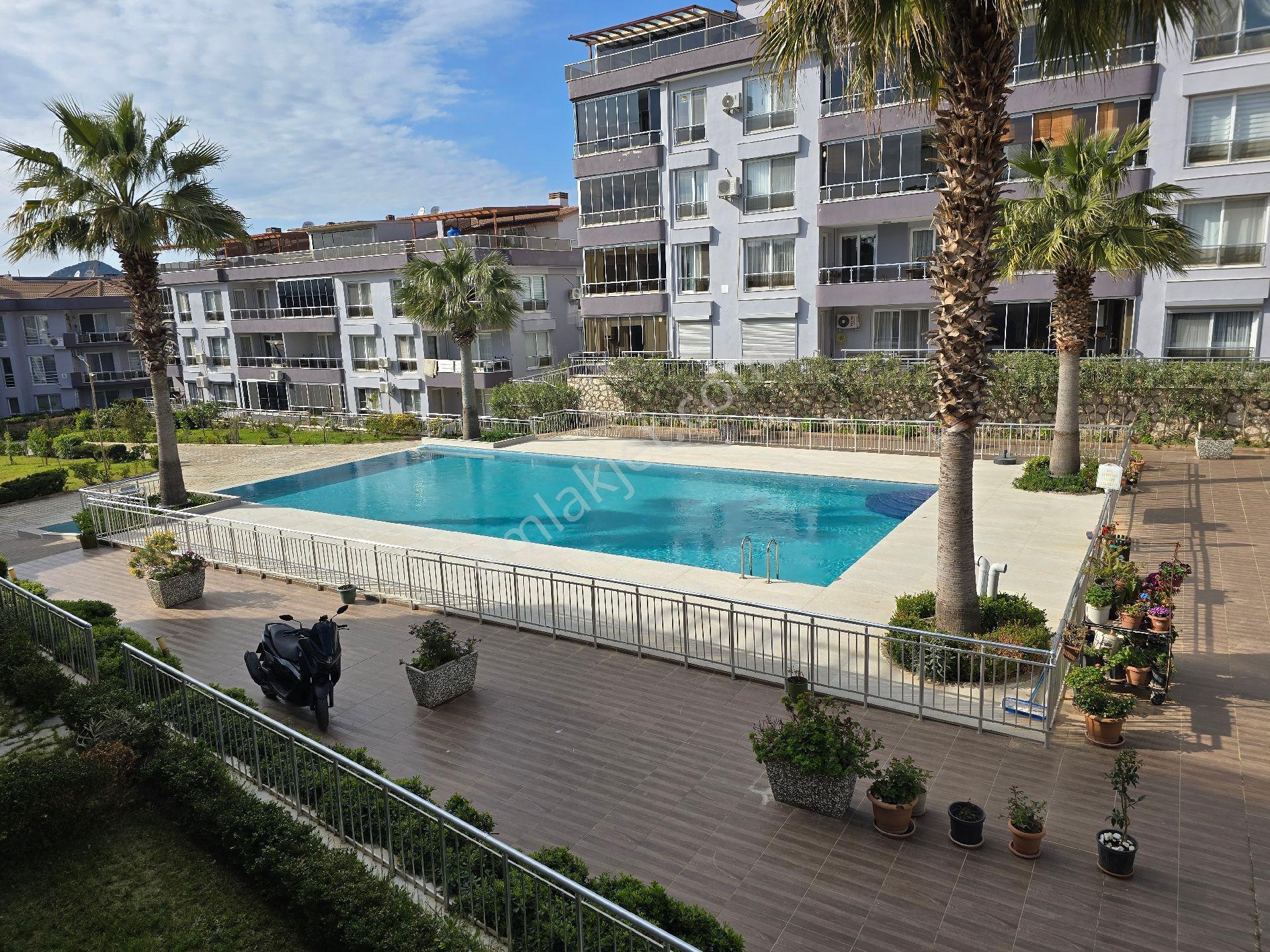Güzelbahçe Yelki’de Havuzlu Sitede 3cephe 3+1 Satılık Köşe Daire - Görsel 4