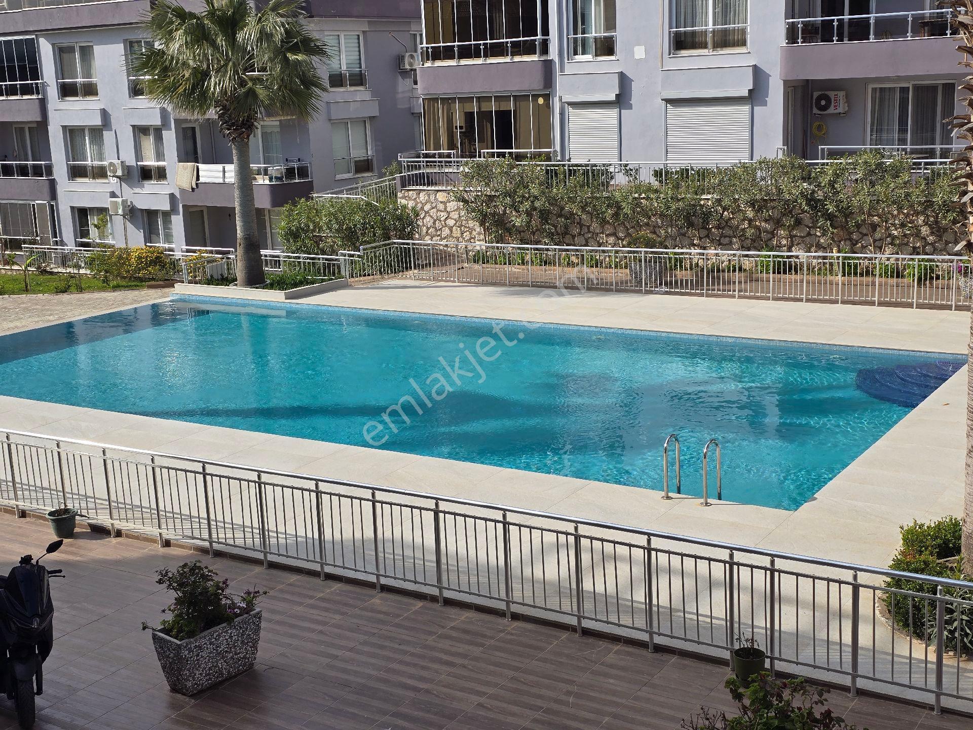 Güzelbahçe Yelki’de Havuzlu Sitede 3cephe 3+1 Satılık Köşe Daire - Görsel 5
