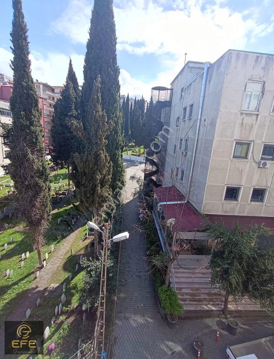 Efe Gayrimenkulden Akçaabat Merkezde Kiralık 3+1 Daire - Görsel 24