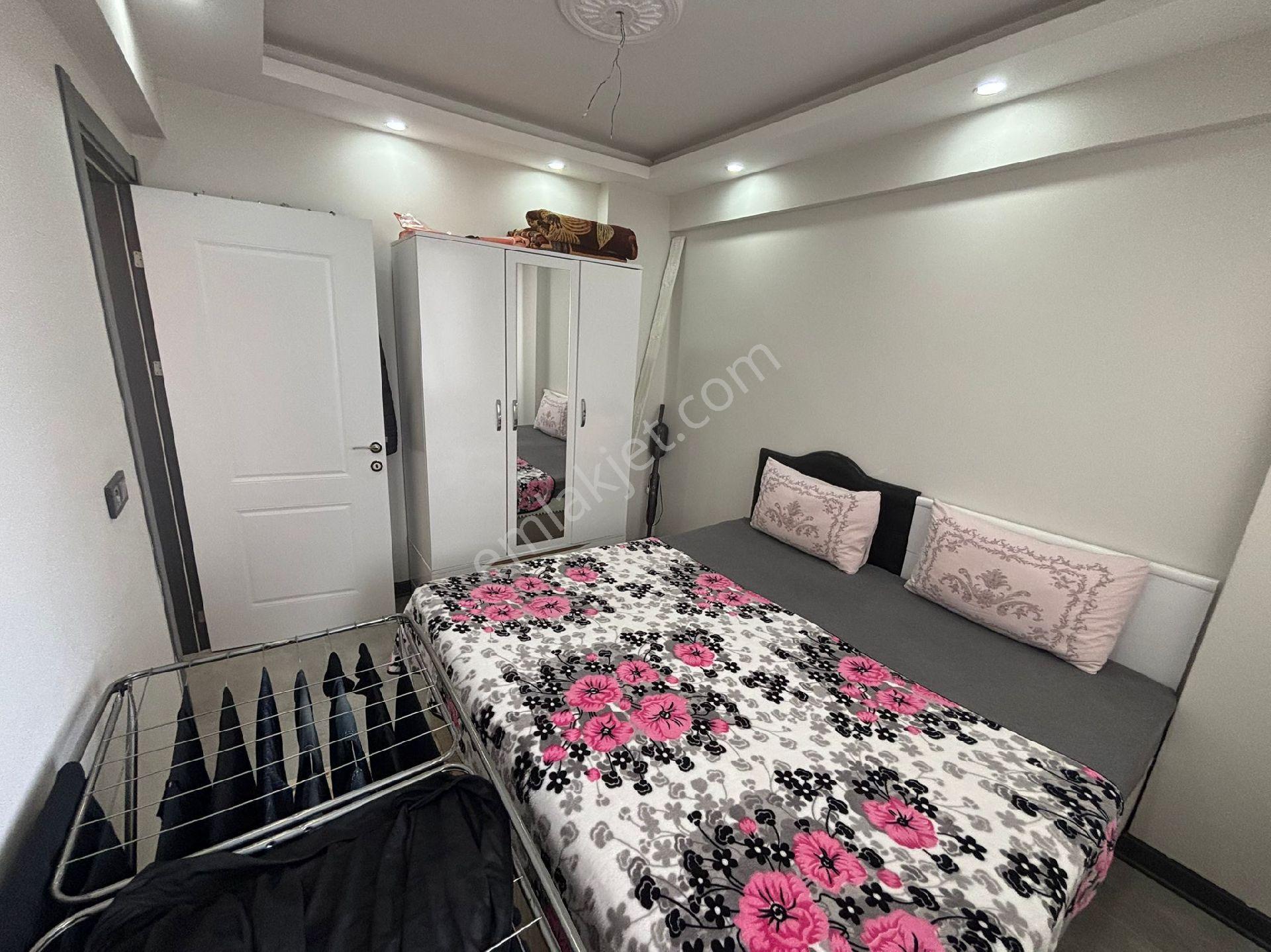 Manisa Yunusemre Muradiyede Satılık Ful Eşyalı Kiracılı 1+1 Daire - Görsel 18