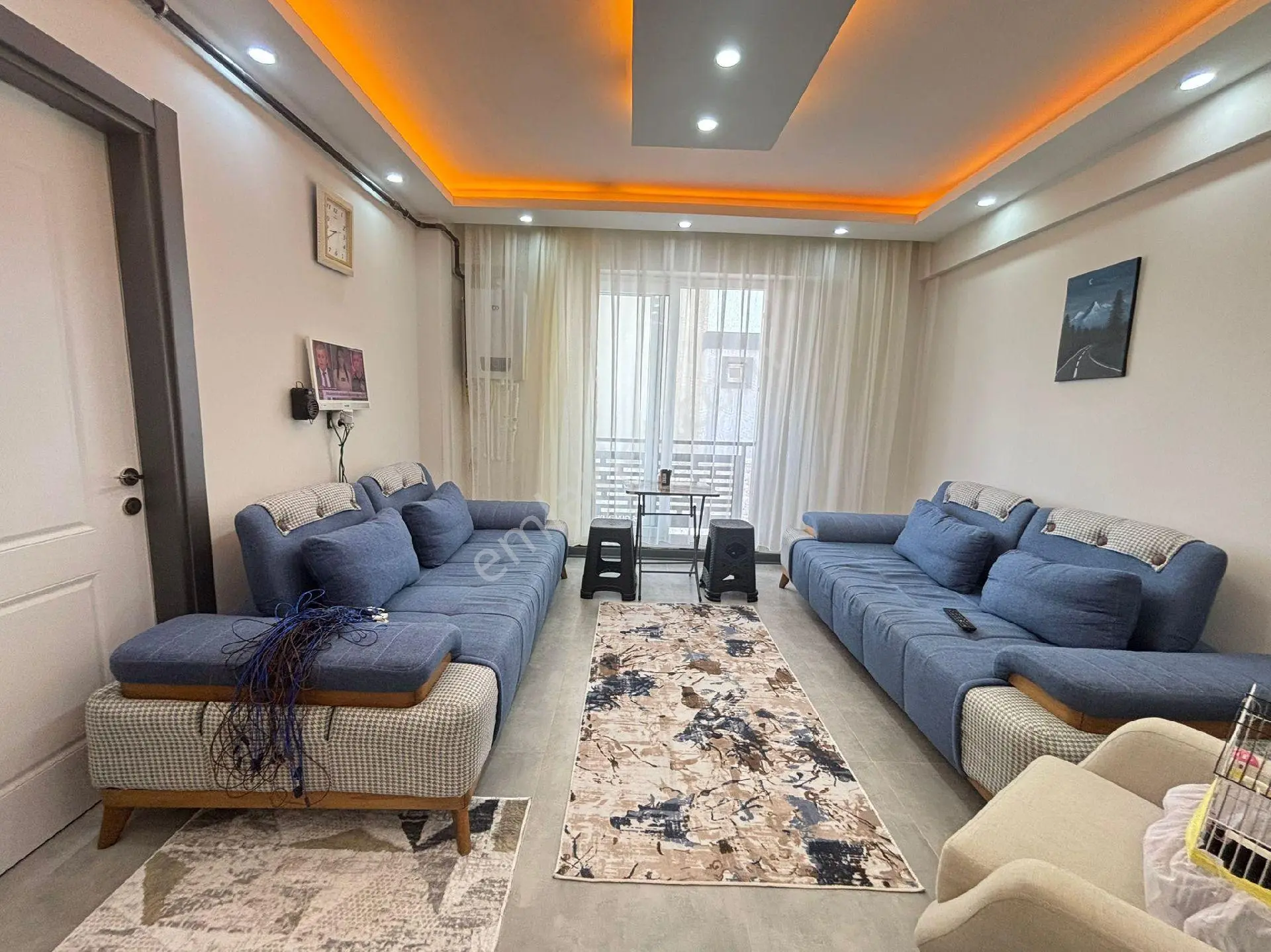 Manisa Yunusemre Muradiyede Satılık Ful Eşyalı Kiracılı 1+1 Daire