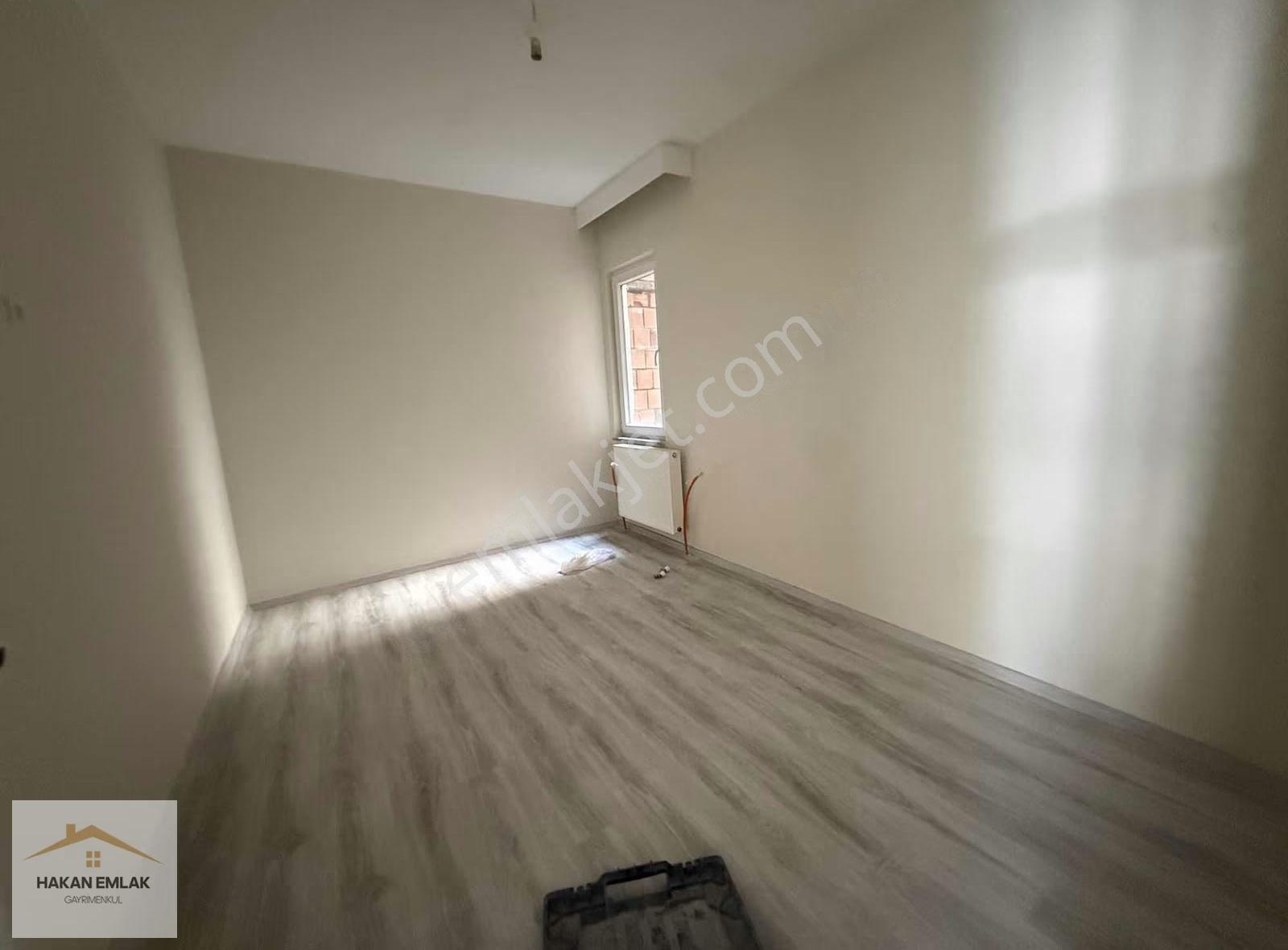 Hakan Emlak'tan Albayrak Cd 3+1 Kiralık Daire - Görsel 12