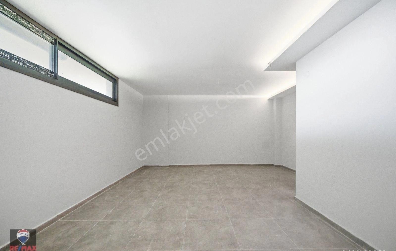 Narlıdere Merkezde Deniz Manzaralı 4+1 Satılık Villa - Görsel 31