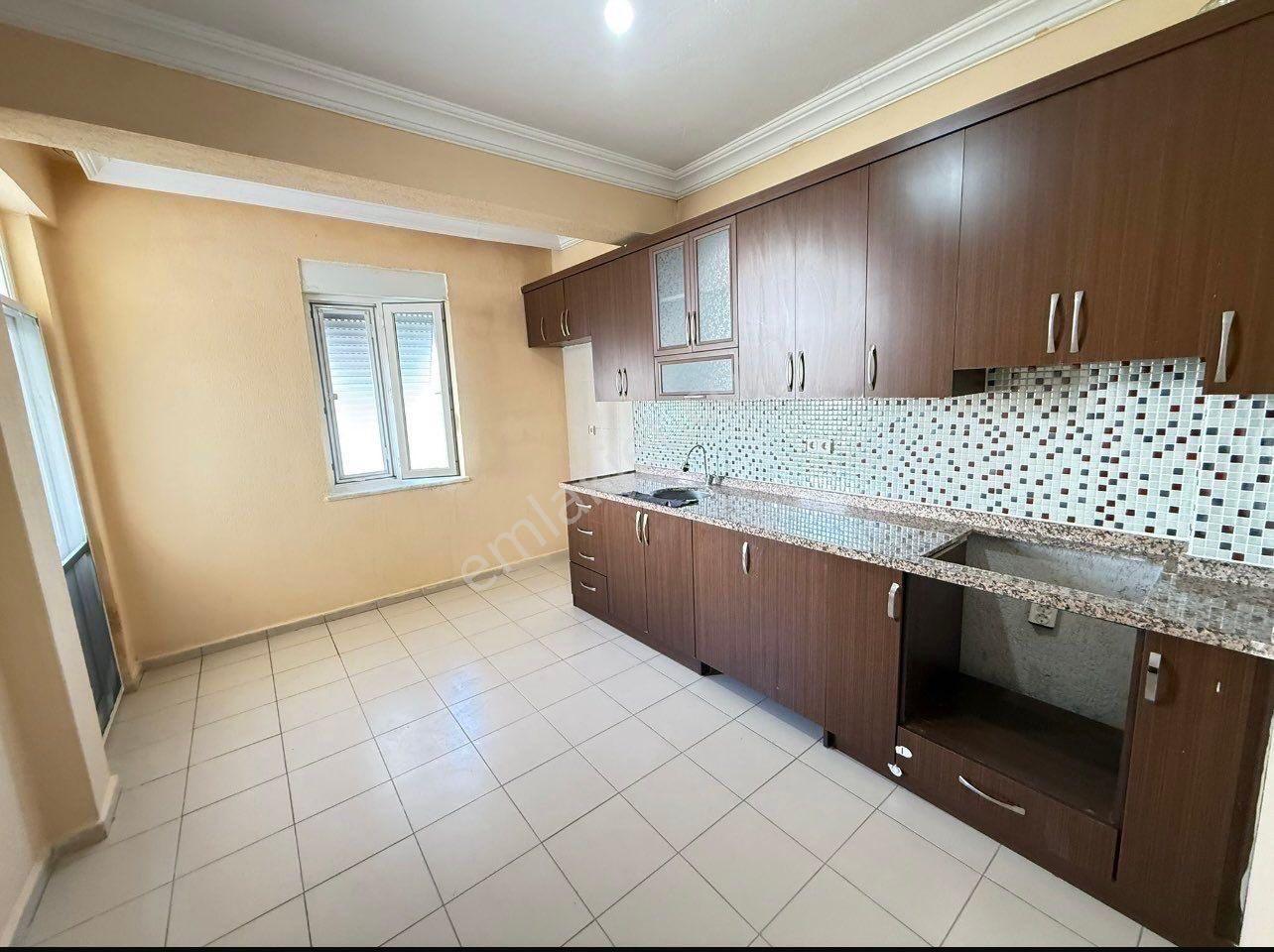 Manavgat Hatipler Mahallesinde 3+1 Kiralık Daire - Görsel 2