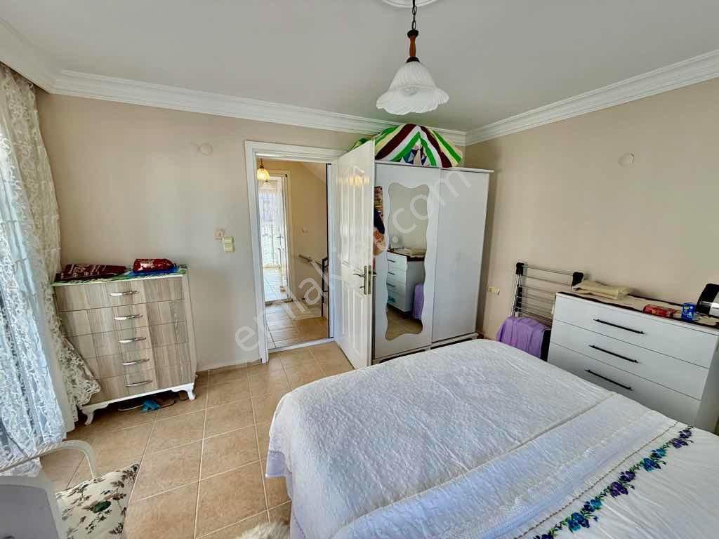 Denize Çok Yakın Bakımlı Villa! - Görsel 32
