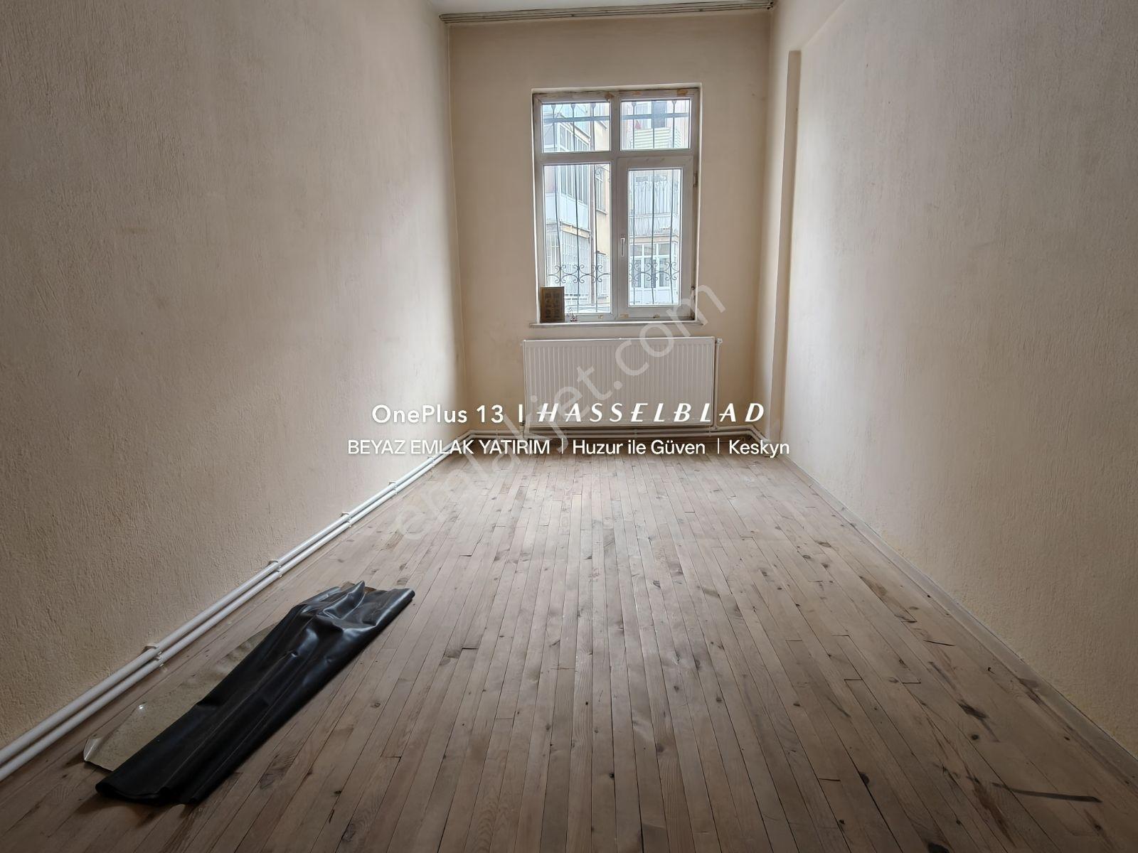 Şehrin Merkezinde 3+1 Yüksek Giriş 155m² Bireysel Kombili Daire - Görsel 9