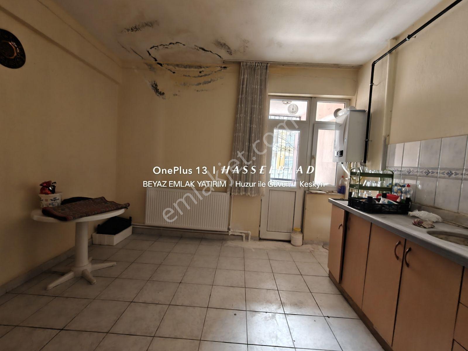 Şehrin Merkezinde 3+1 Yüksek Giriş 155m² Bireysel Kombili Daire - Görsel 23
