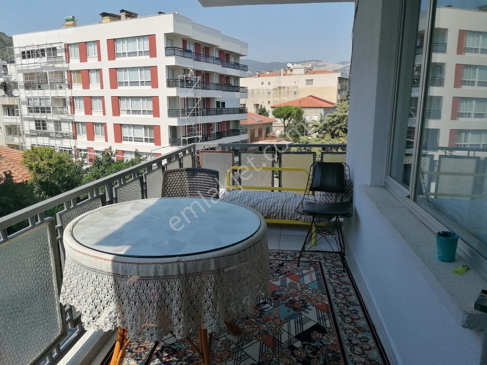 Söke'de Atatürk Parkına Komşu Aydın Cd. 225 M2 Satılık 4+1 Daire - Görsel 9