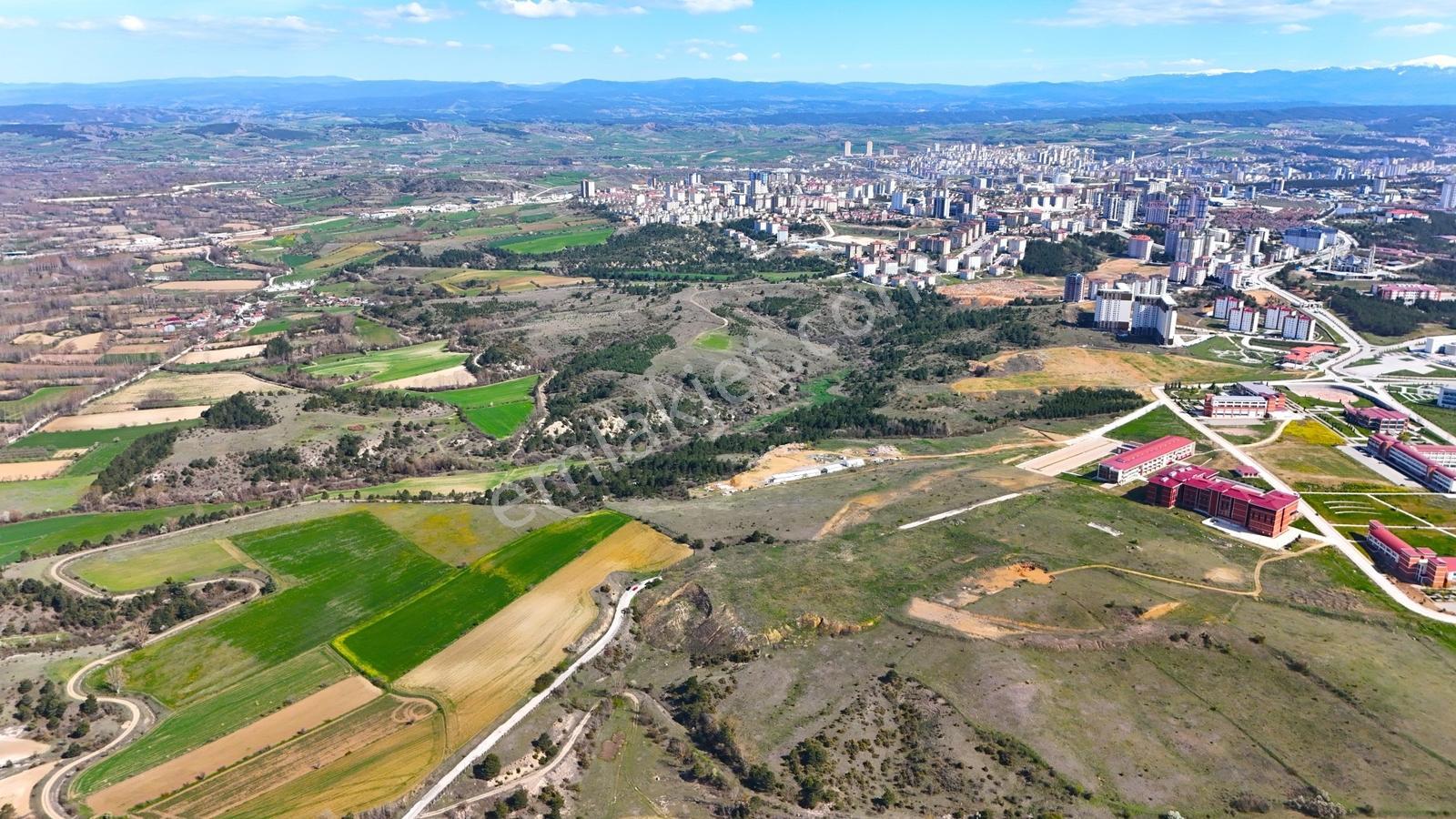 Garanti Emlaktan Kampüs Sınırında Tüm Projelere Uygun Dev Parsel - Görsel 28