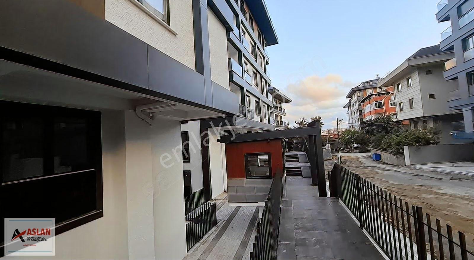 Çengelköyde Yeni Binada 3+1 Arakat Satılık Daire - Görsel 9
