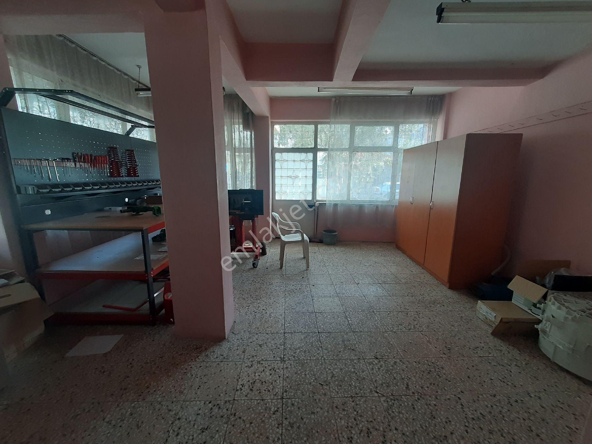 Acil‼️manisa Akhisar Ulucami Mah.kiralık 50 M² Depo – - Görsel 5