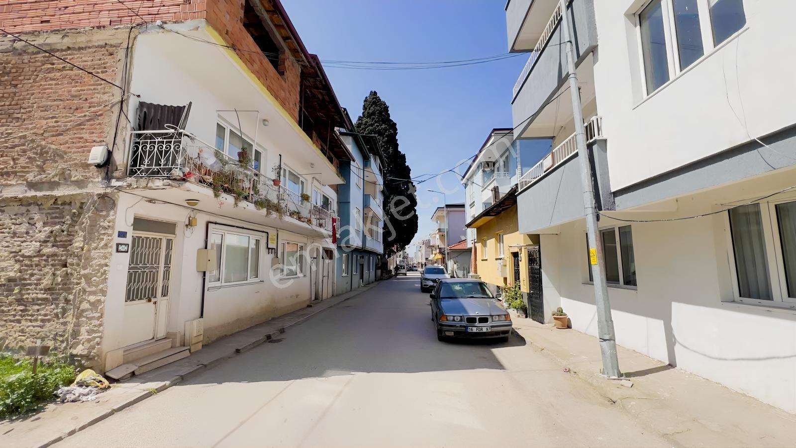İznik Merkezde Ticari+konut İmarlı Arsa Ve Müstakil Ev - Görsel 3